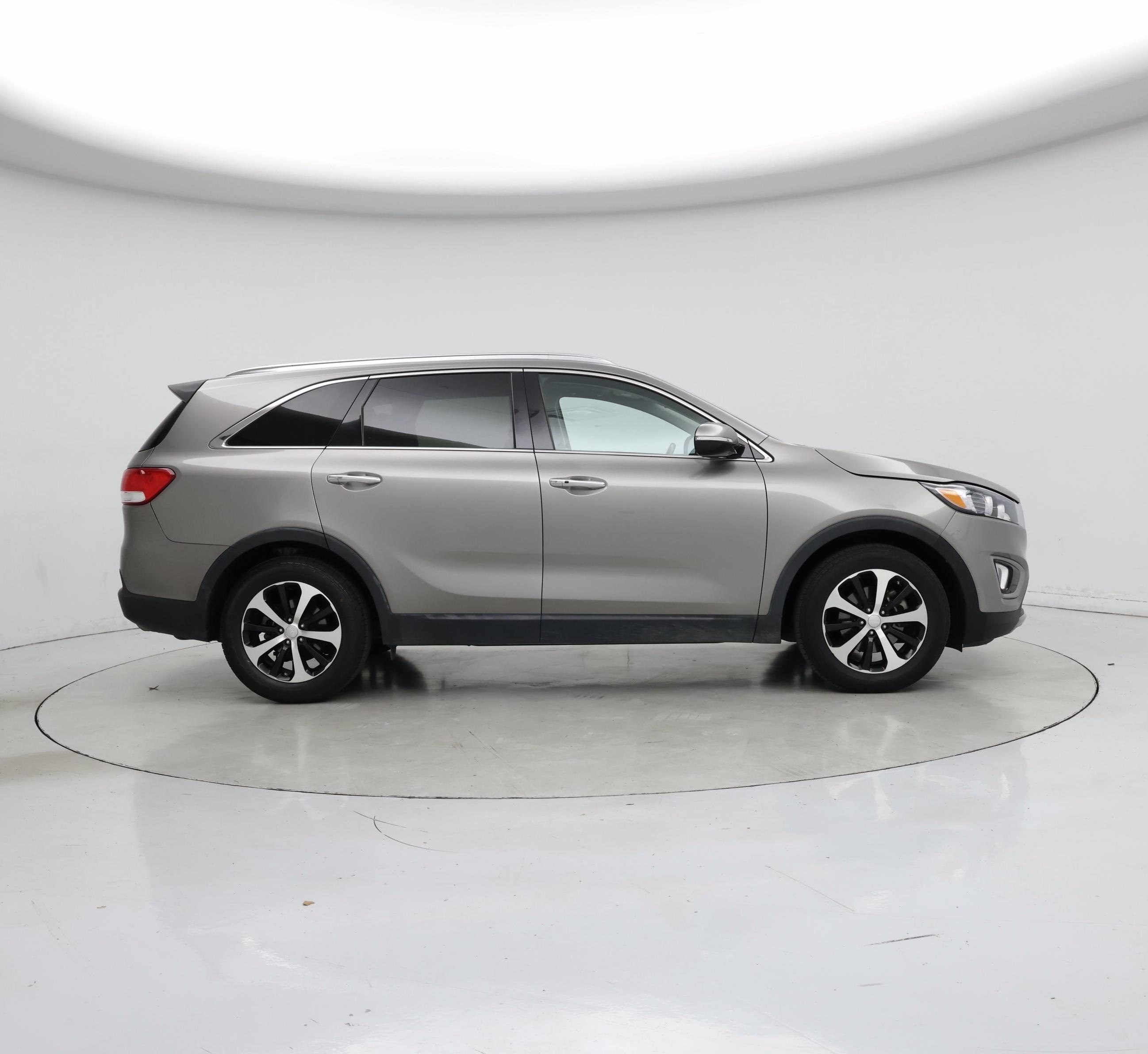 Thumbnail: 2017 Kia Sorento - 7