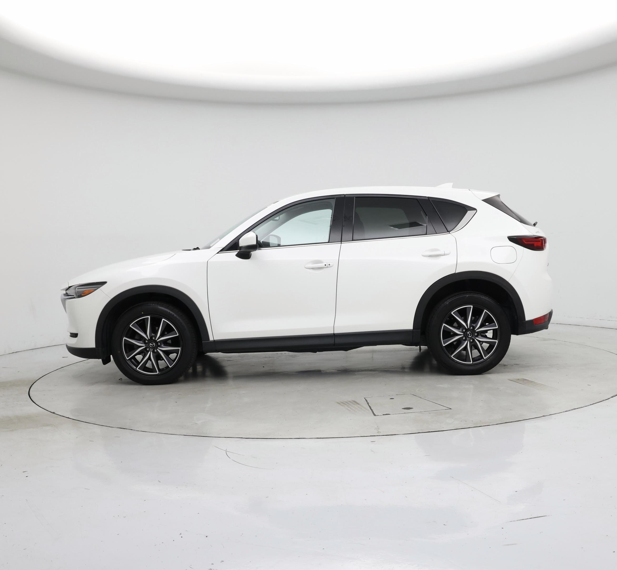 Thumbnail: 2017 Mazda CX-5 - 3