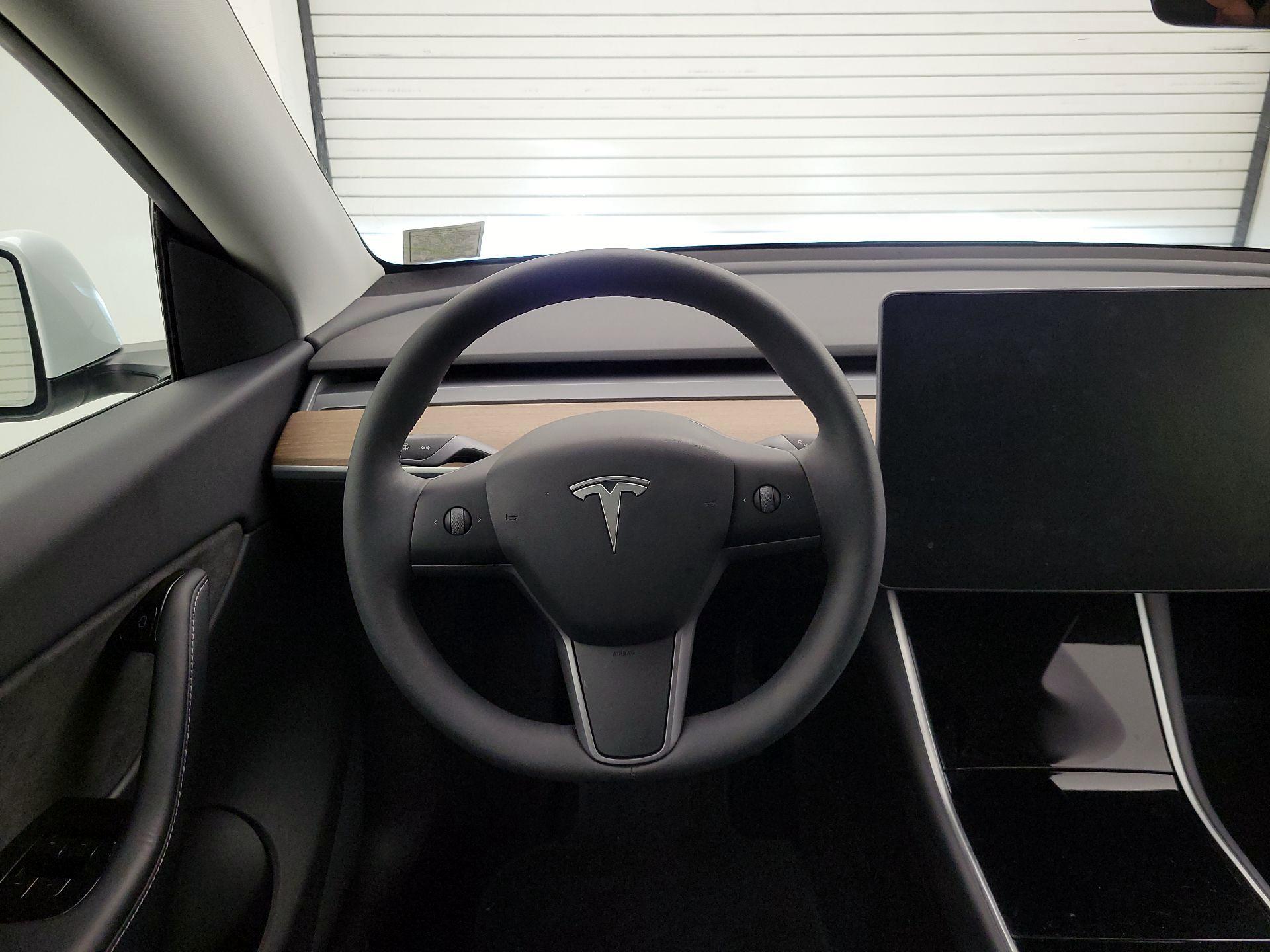 Thumbnail: 2021 Tesla Model Y - 10