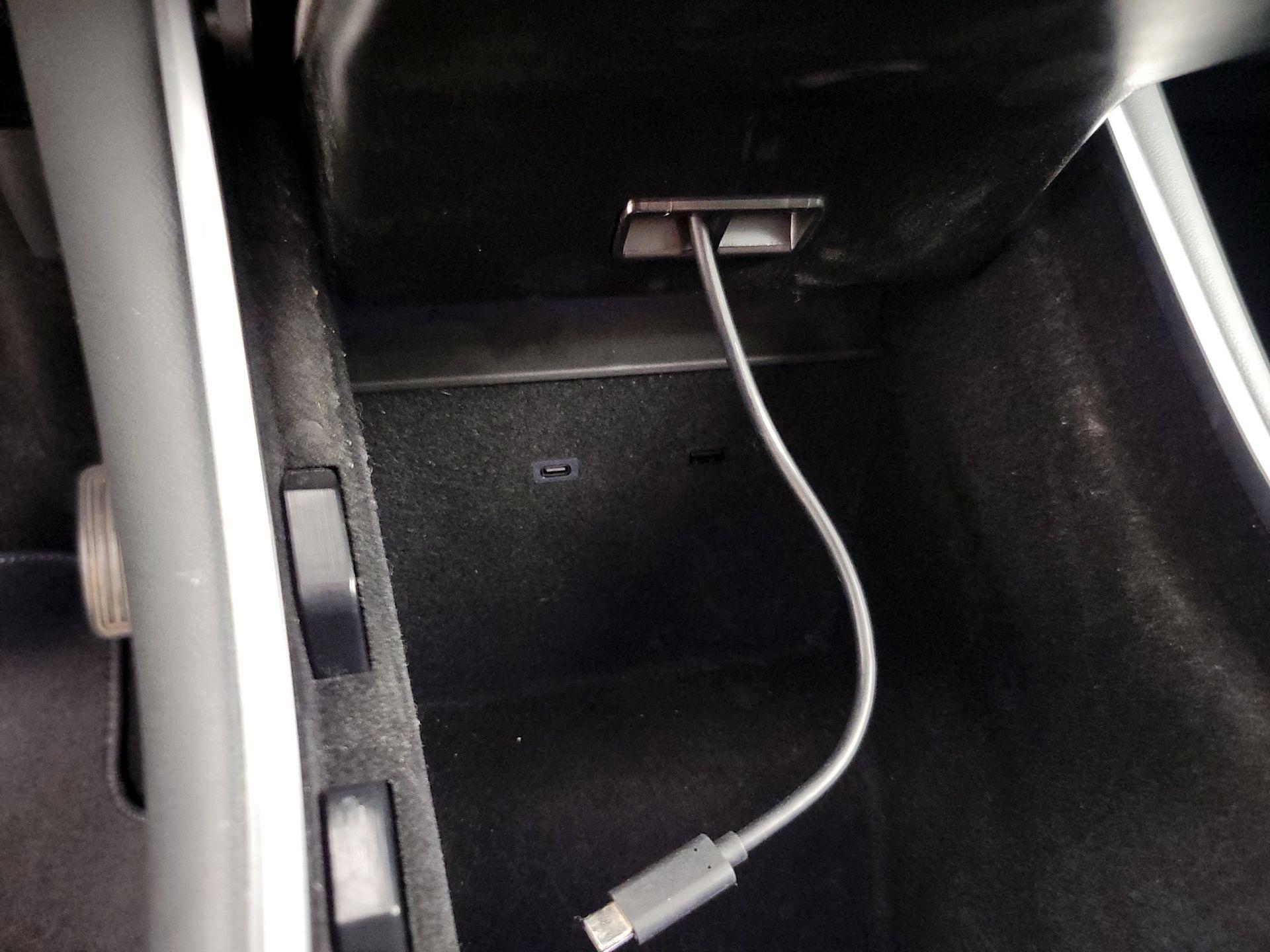 Thumbnail: 2021 Tesla Model Y - 19