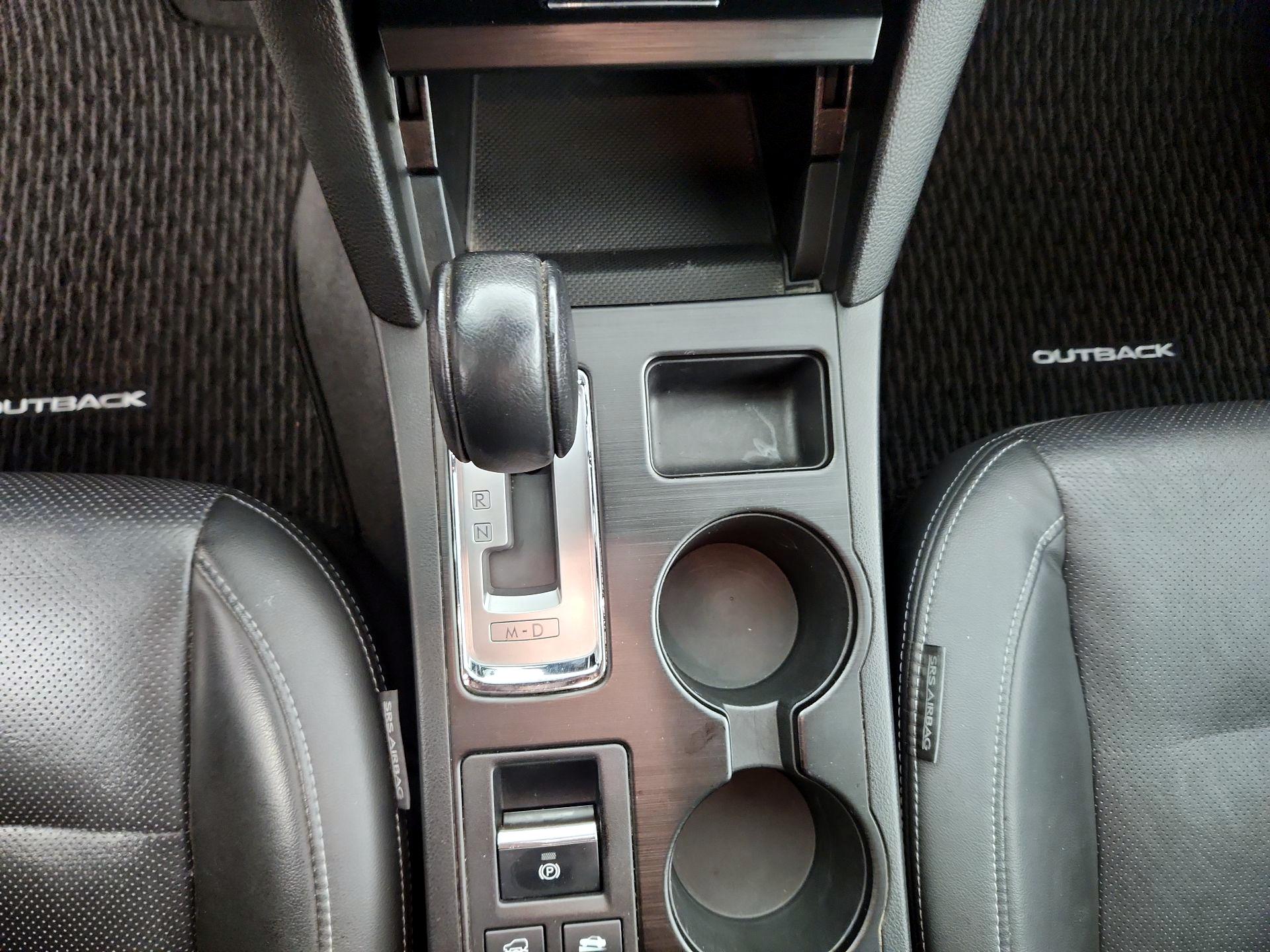 Thumbnail: 2015 Subaru Outback - 17