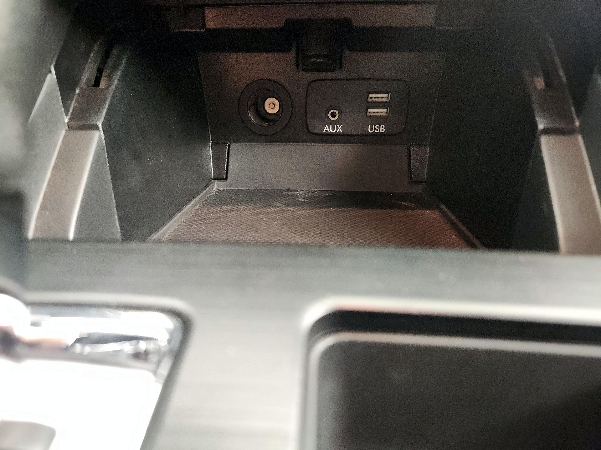 Thumbnail: 2015 Subaru Outback - 18