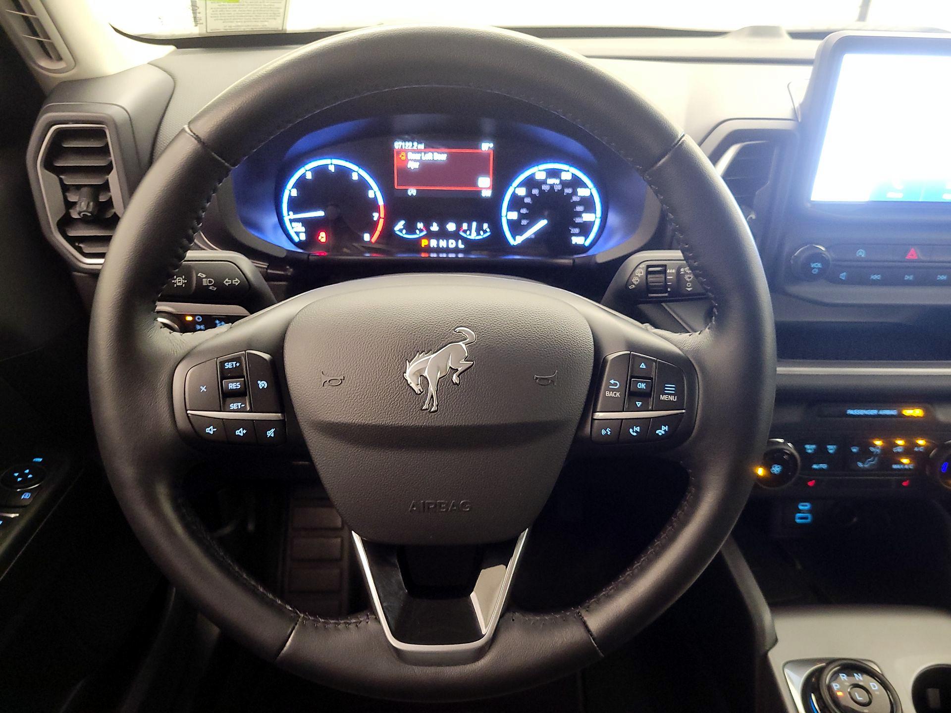 Thumbnail: 2022 Ford Bronco Sport - 10