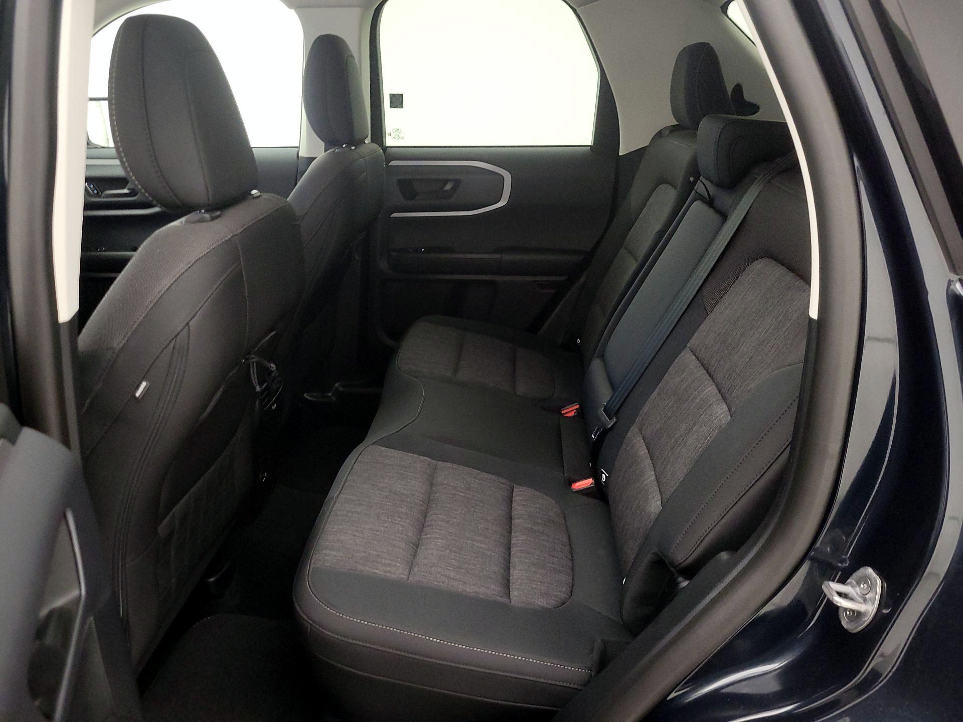 Thumbnail: 2022 Ford Bronco Sport - 19