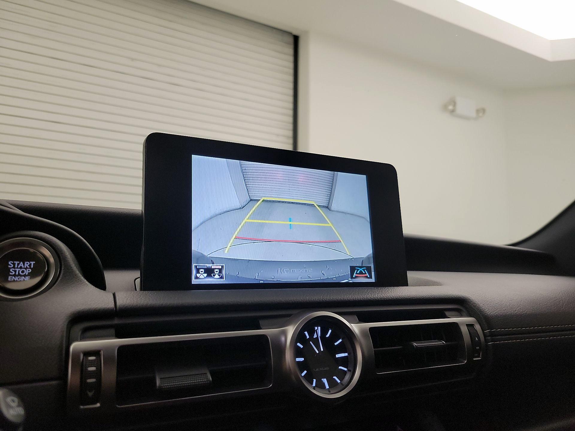 Thumbnail: 2022 Lexus IS - 14