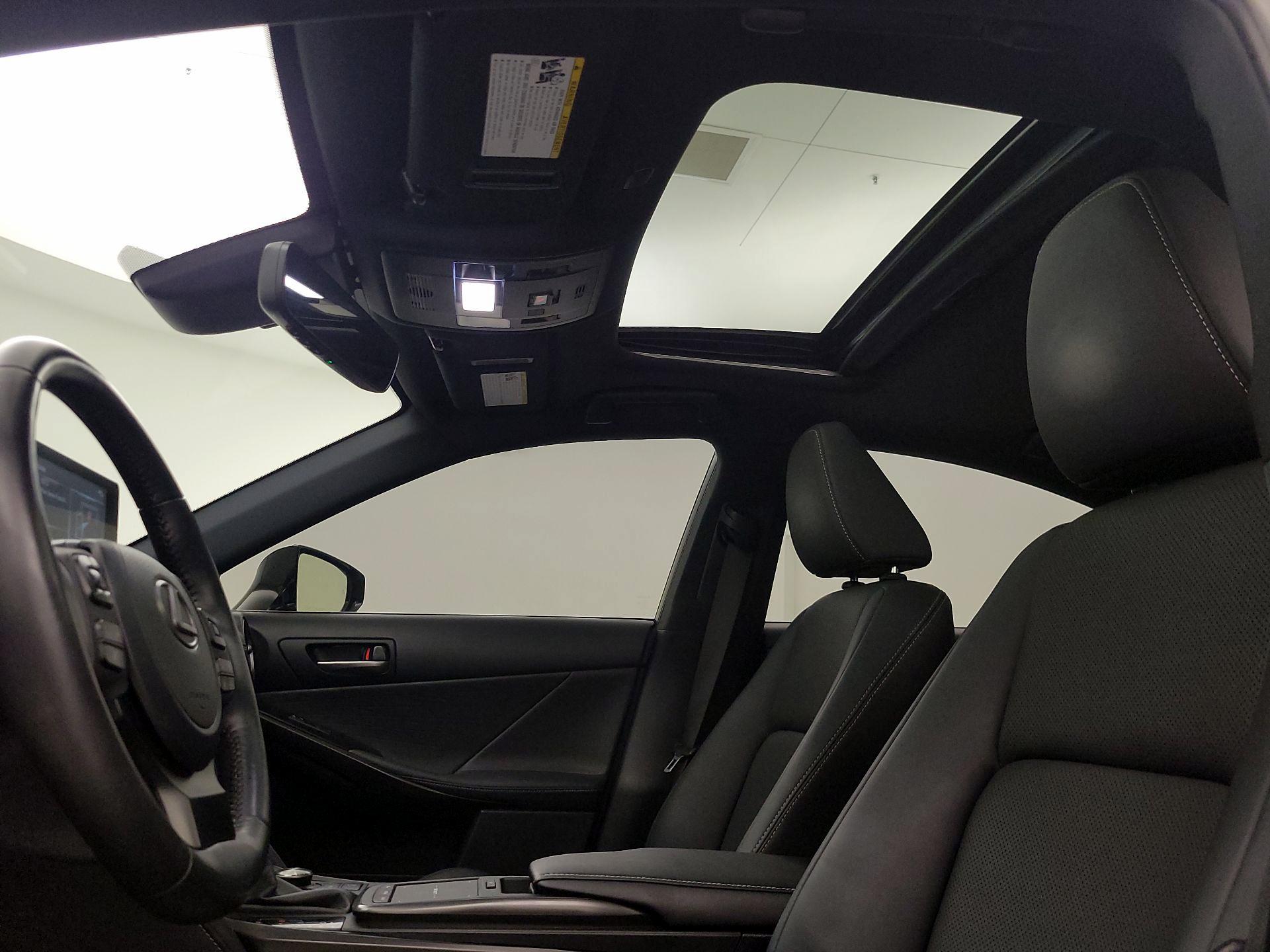 Thumbnail: 2022 Lexus IS - 19