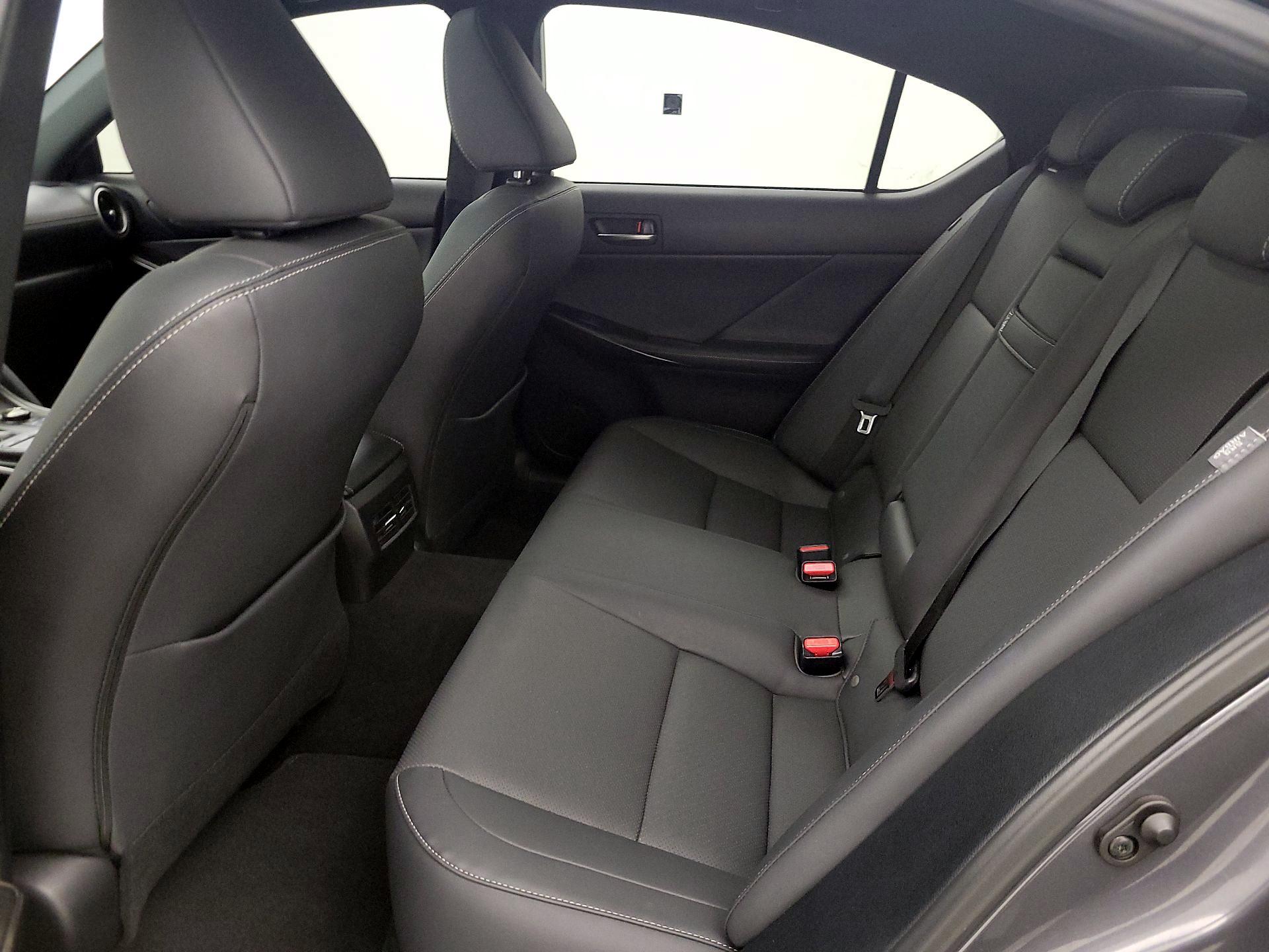 Thumbnail: 2022 Lexus IS - 20