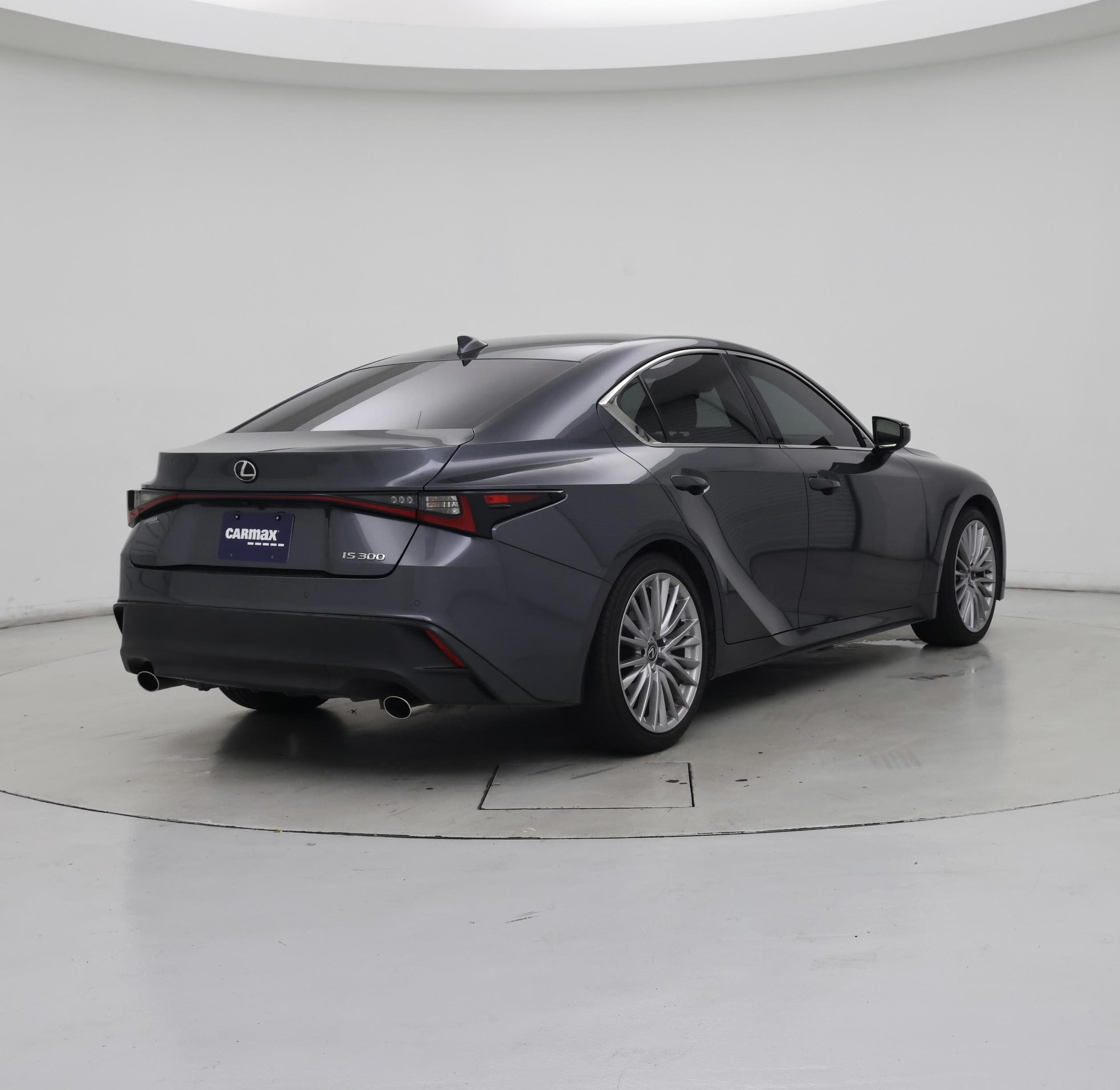 Thumbnail: 2022 Lexus IS - 8