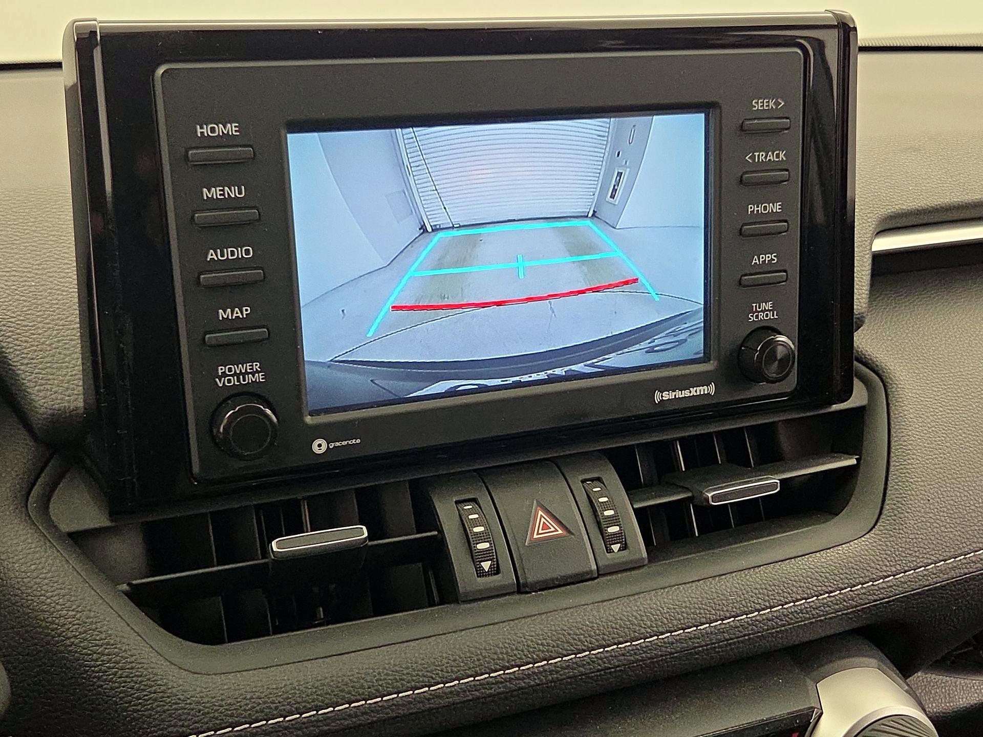 Thumbnail: 2021 Toyota RAV4 - 14