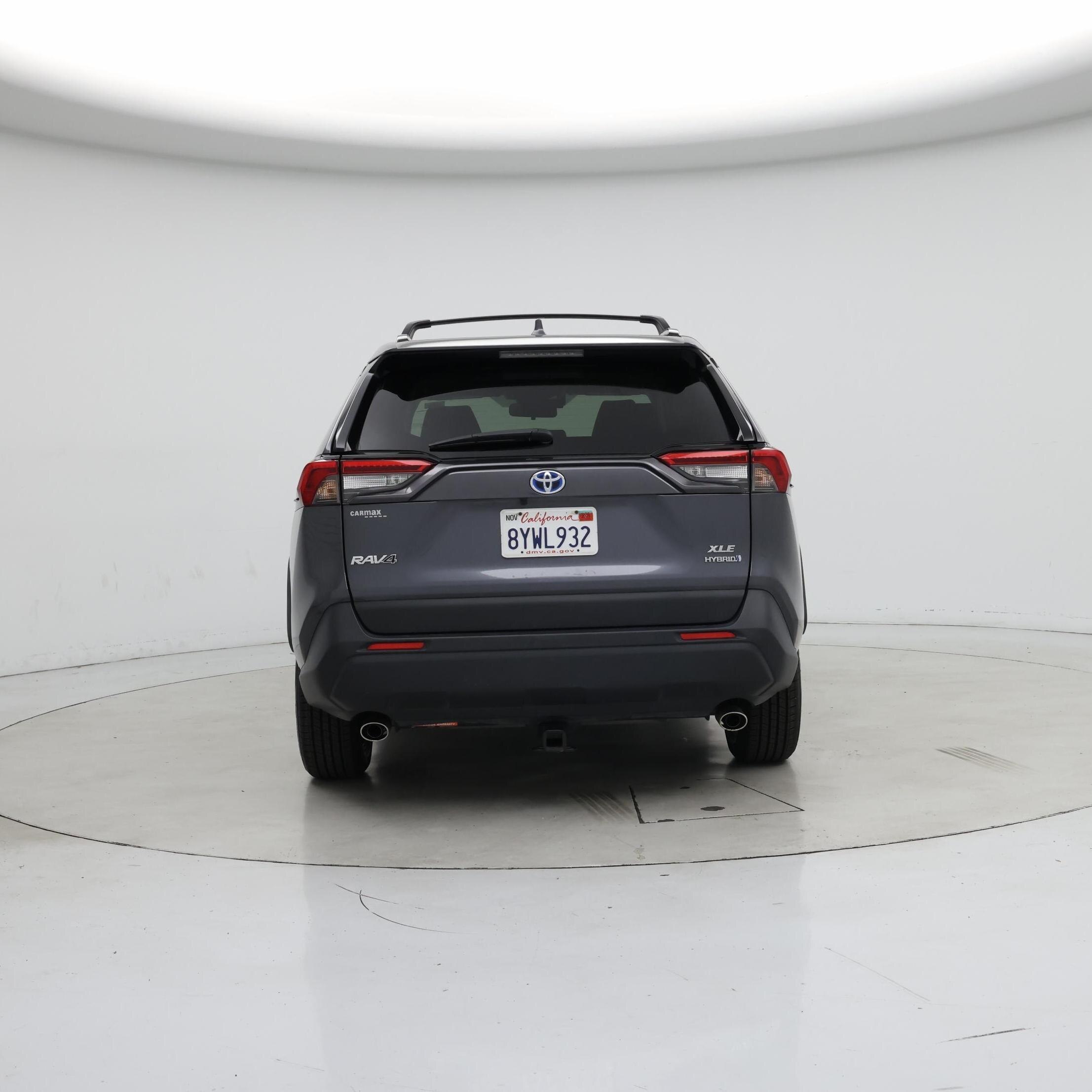 Thumbnail: 2021 Toyota RAV4 - 6