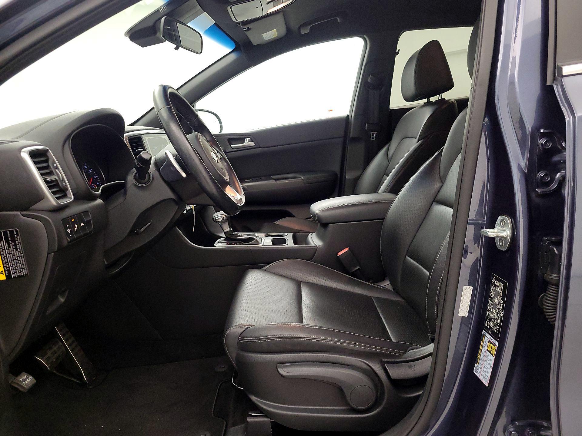 Thumbnail: 2020 Kia Sportage - 11