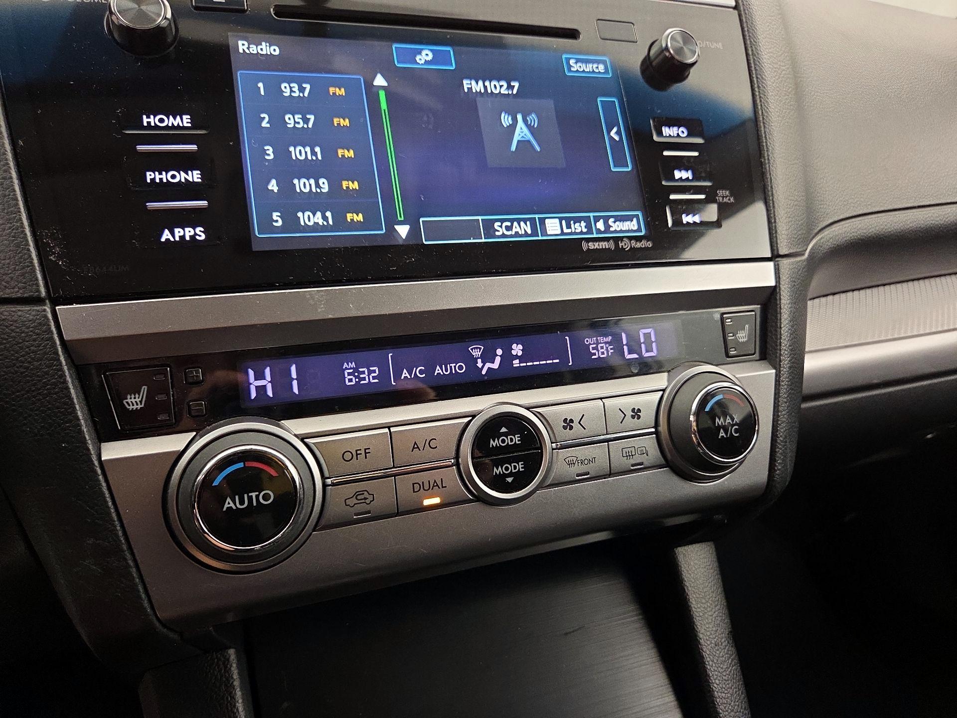 Thumbnail: 2015 Subaru Outback - 16