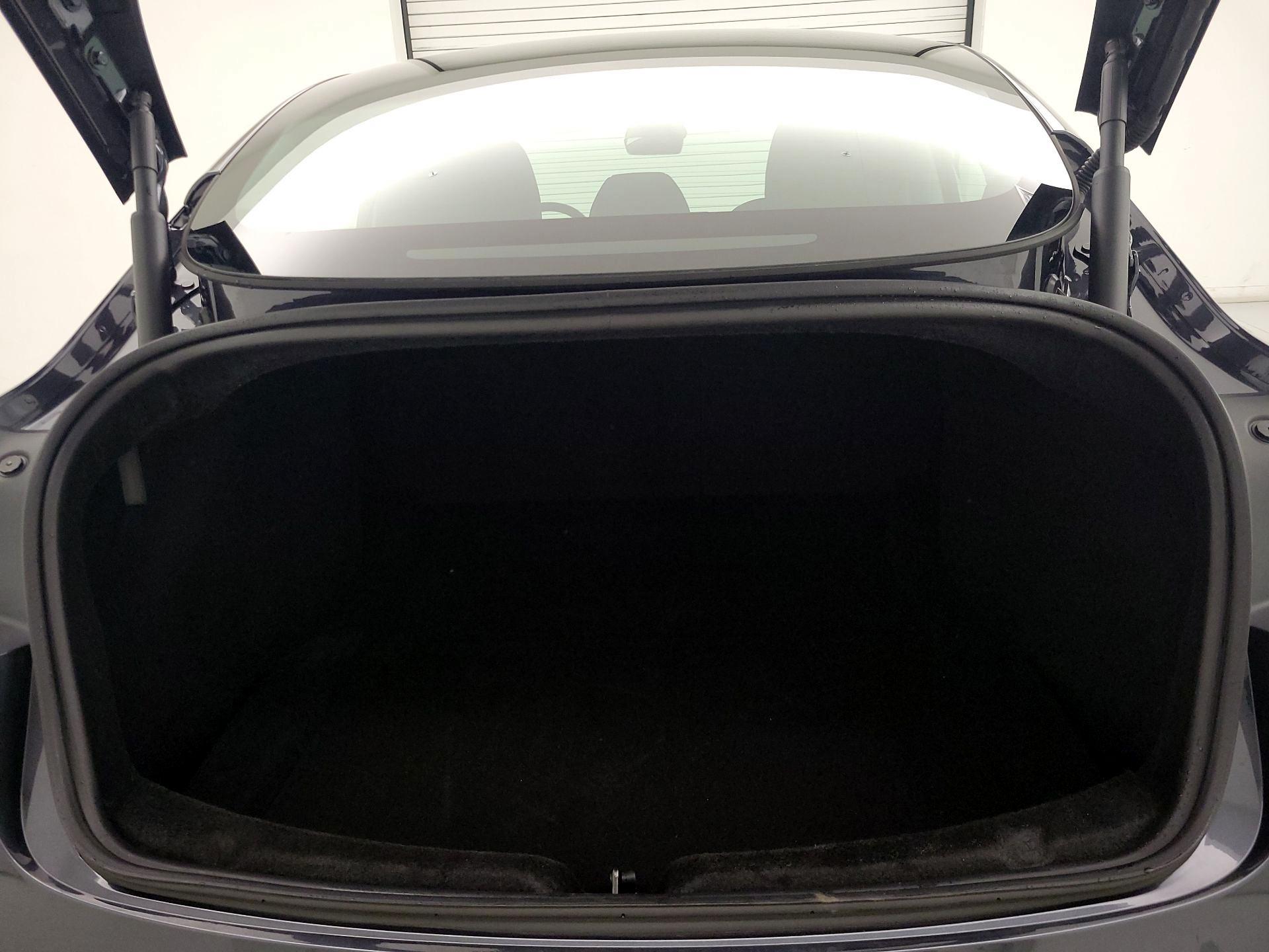 Thumbnail: 2025 Tesla Model 3 - 20