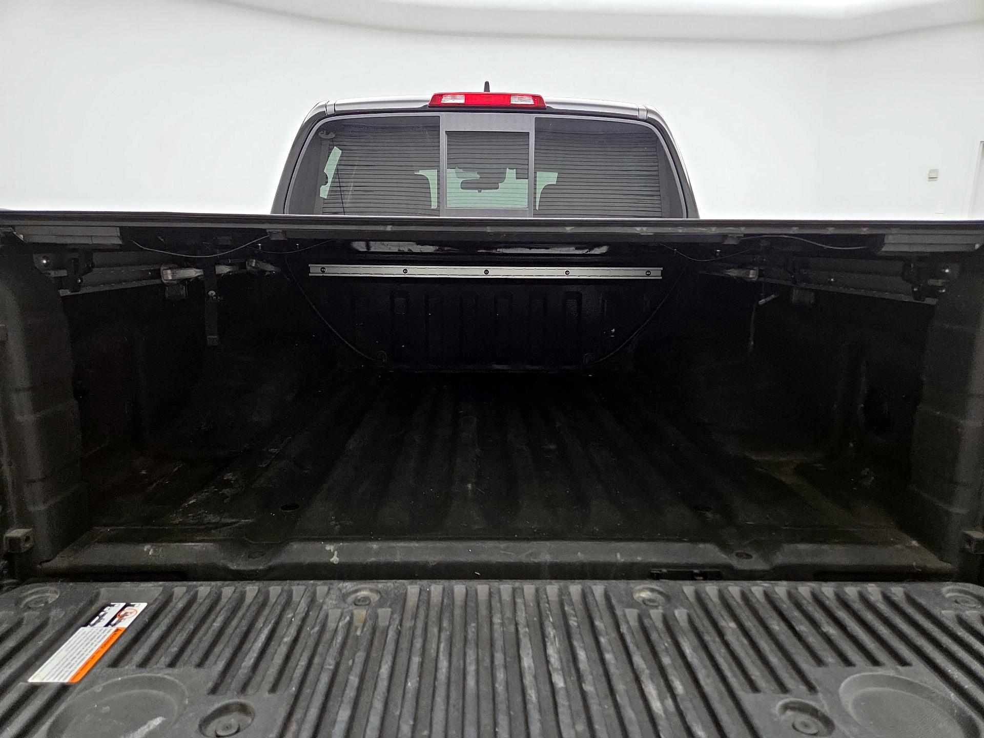 Thumbnail: 2022 Nissan Frontier - 20