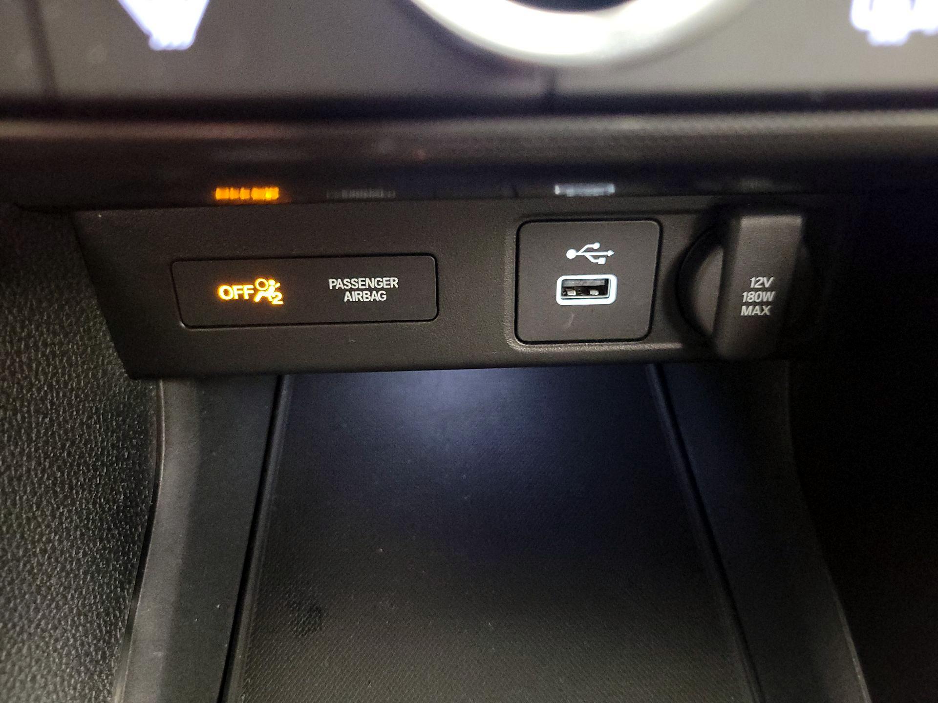 Thumbnail: 2024 Acura Integra - 18