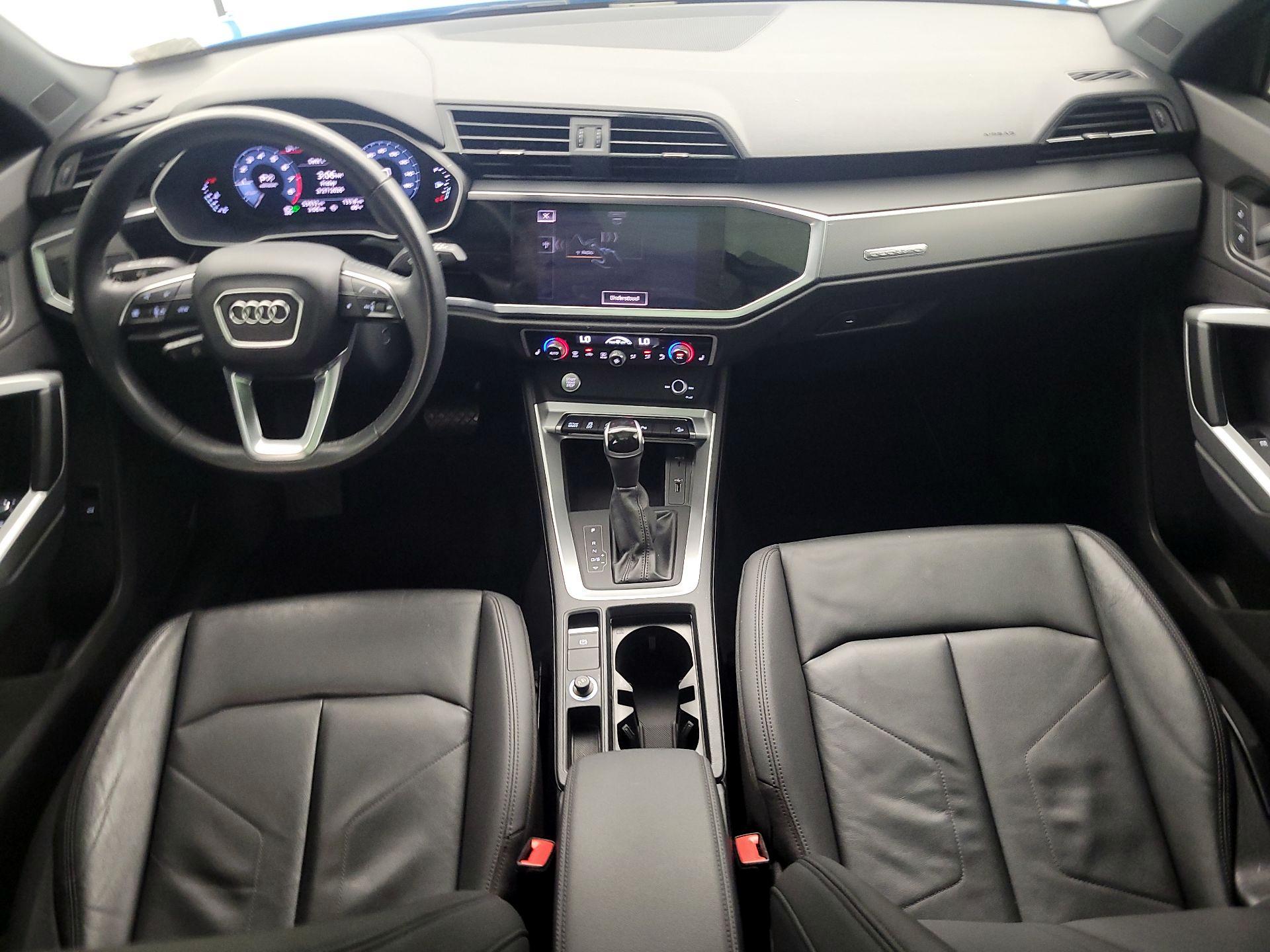 Thumbnail: 2020 Audi Q3 - 9