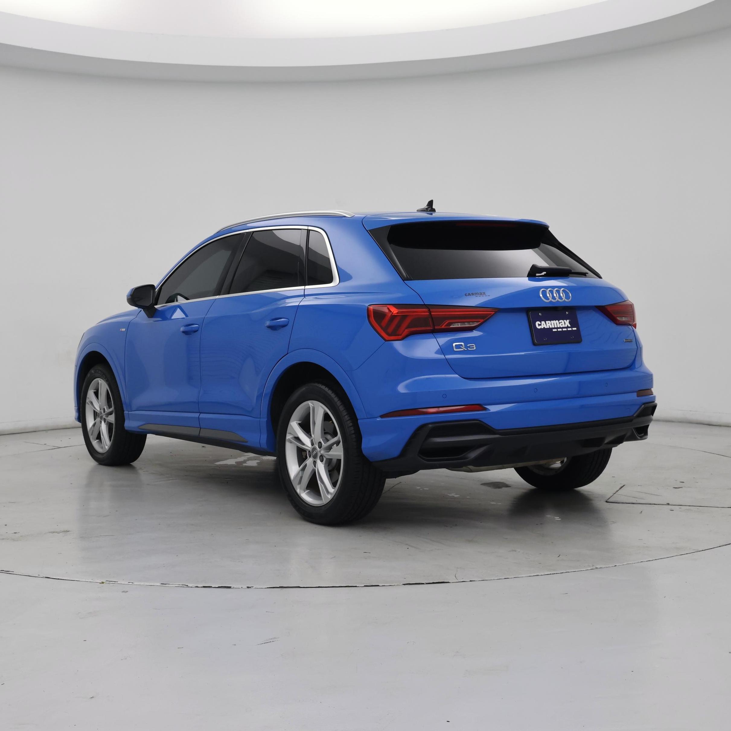 Thumbnail: 2020 Audi Q3 - 2