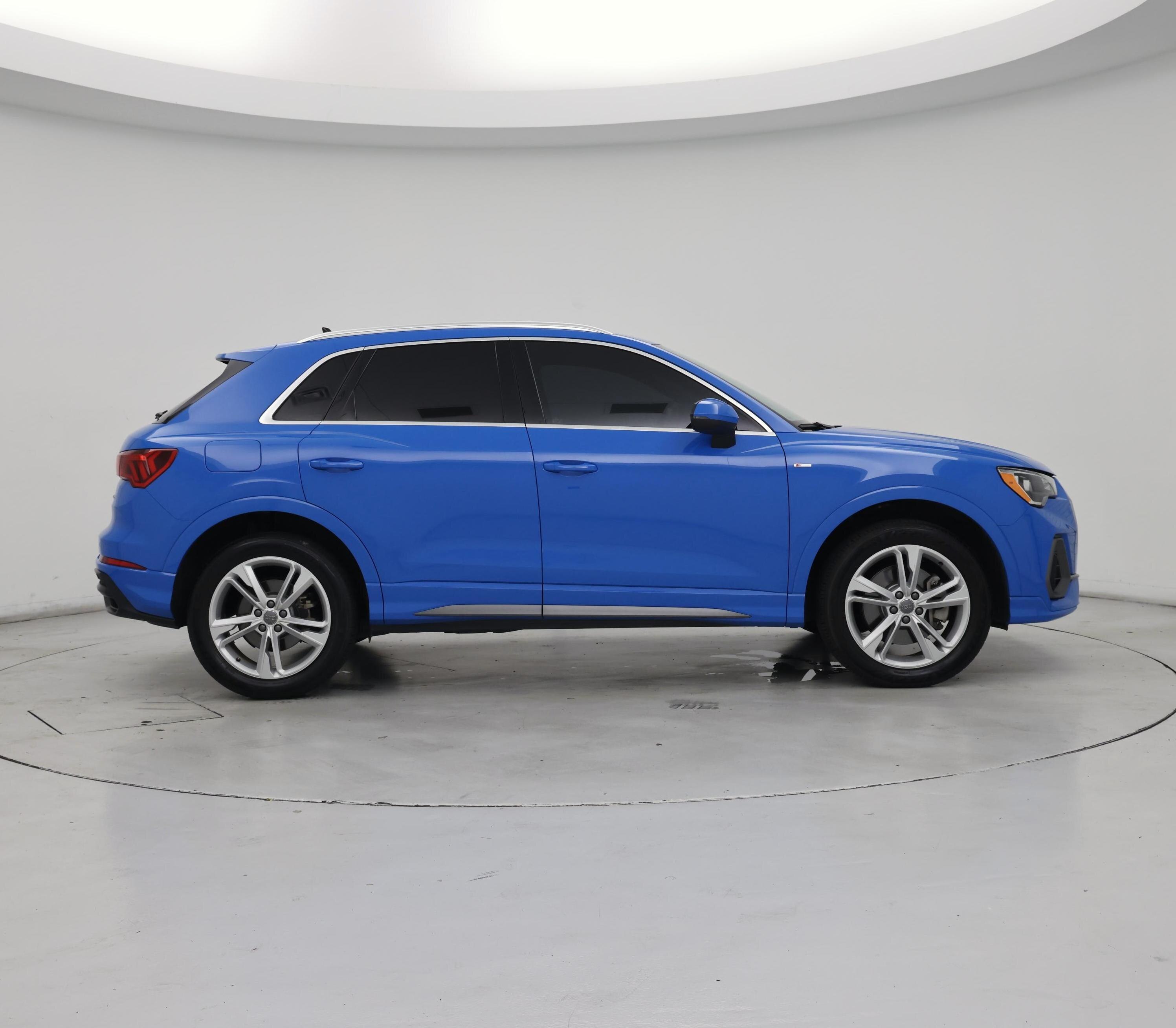 Thumbnail: 2020 Audi Q3 - 7