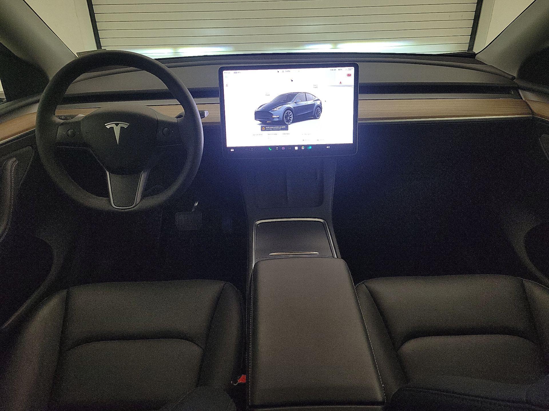 Thumbnail: 2024 Tesla Model Y - 9