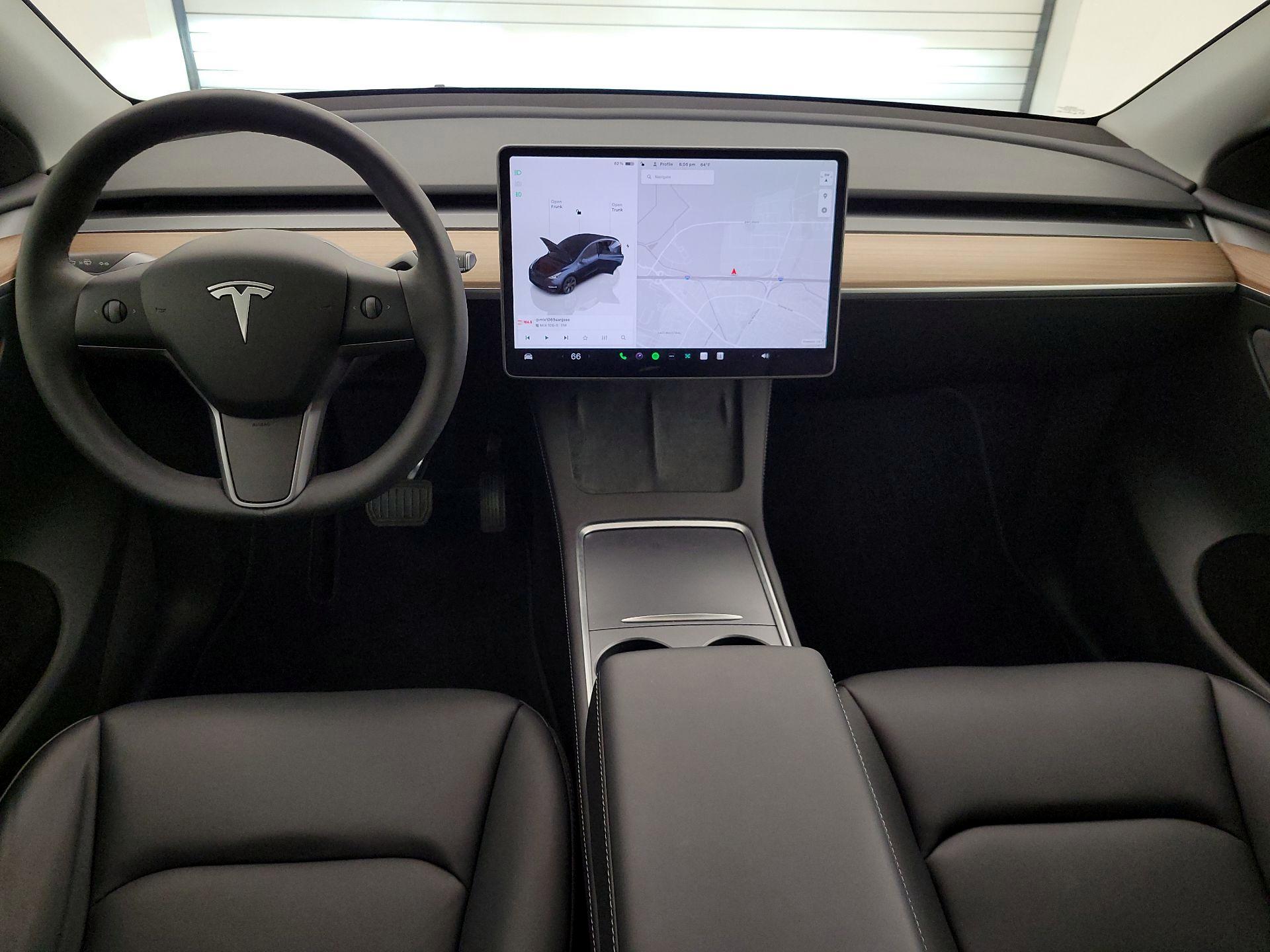 Thumbnail: 2025 Tesla Model Y - 9