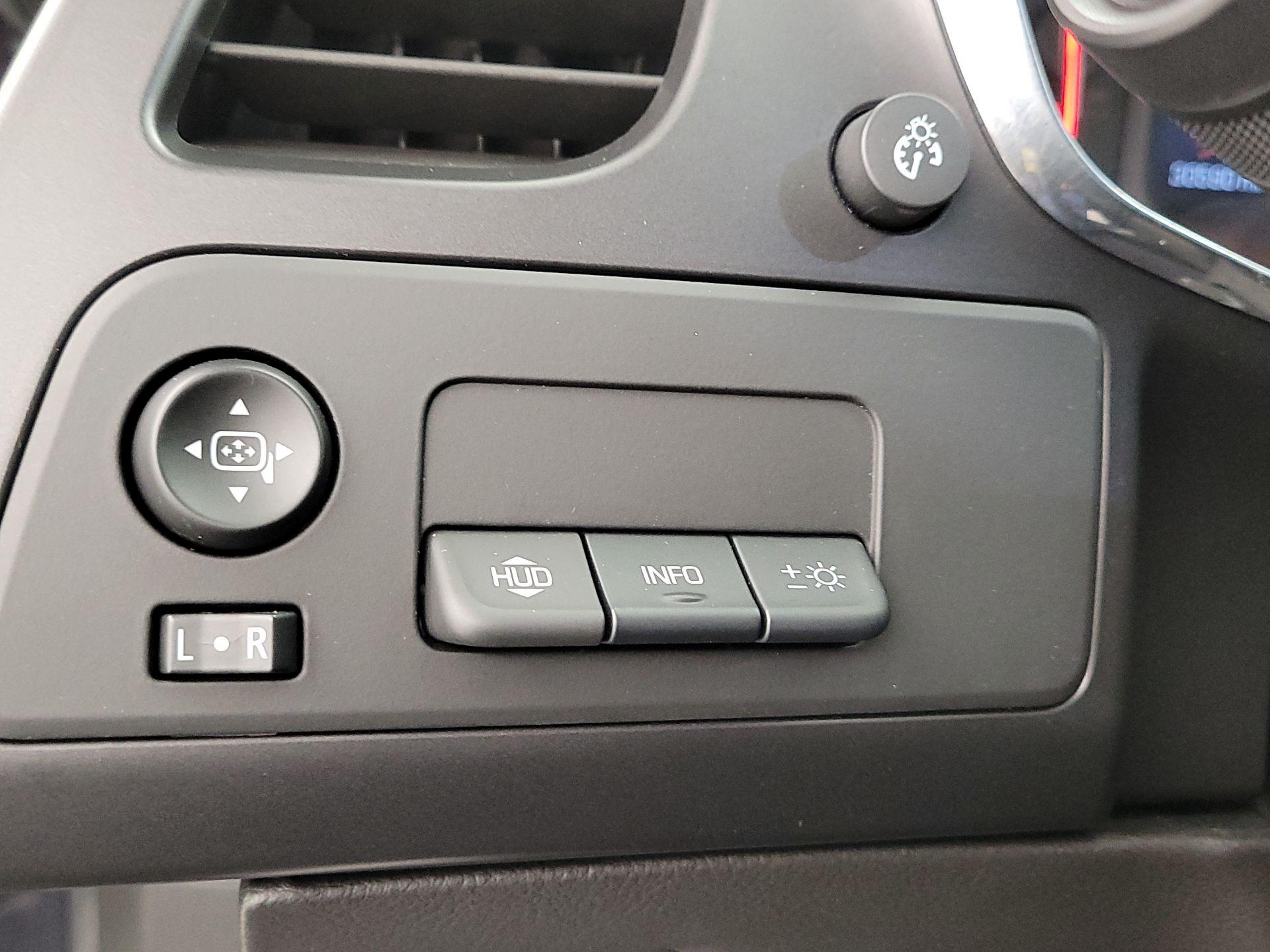 Thumbnail: 2015 Chevrolet Corvette - 13