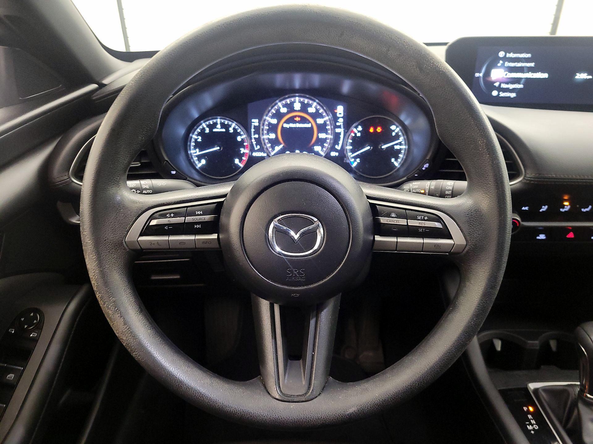 Thumbnail: 2022 Mazda Mazda3 - 10