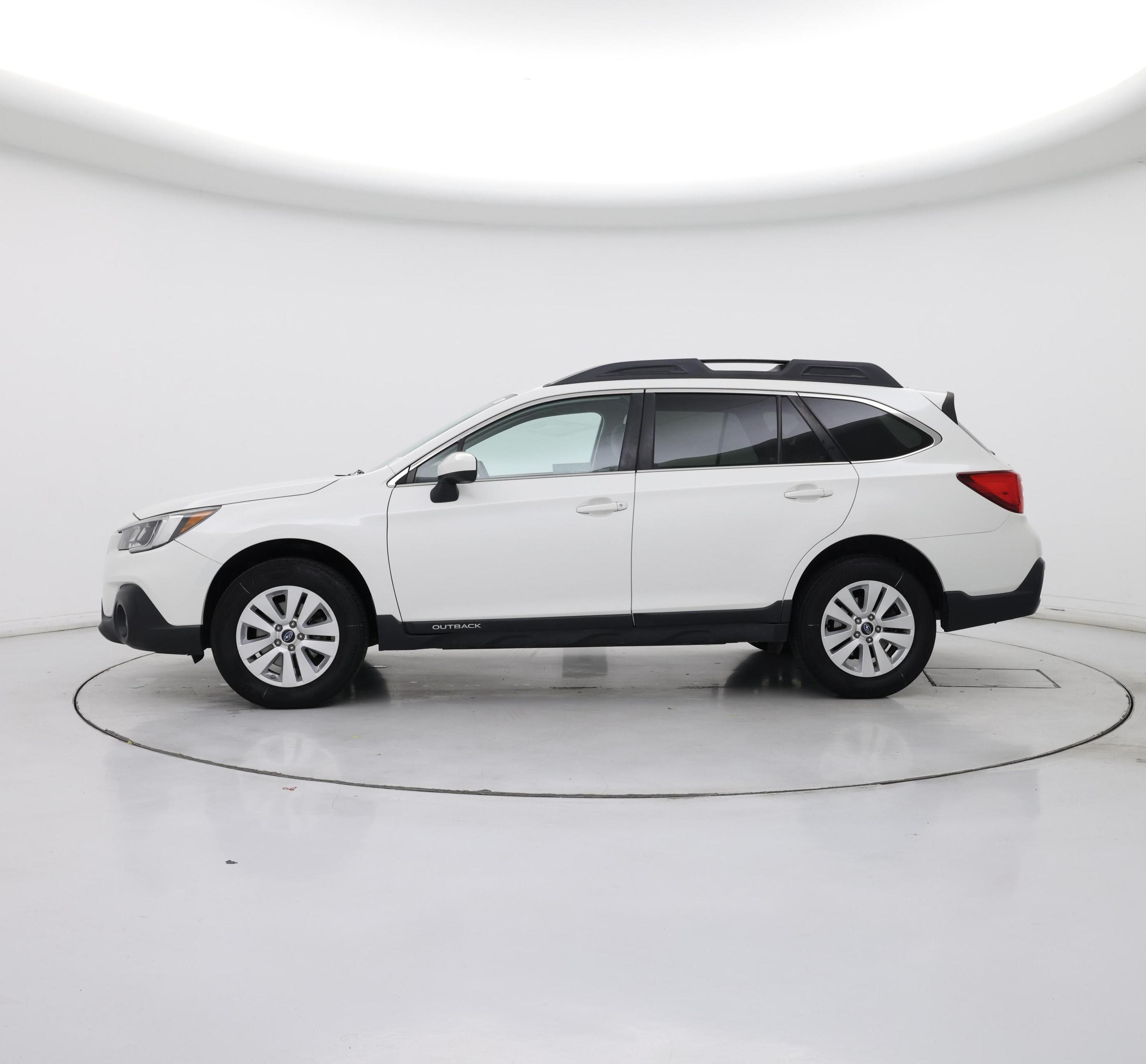 Thumbnail: 2019 Subaru Outback - 3