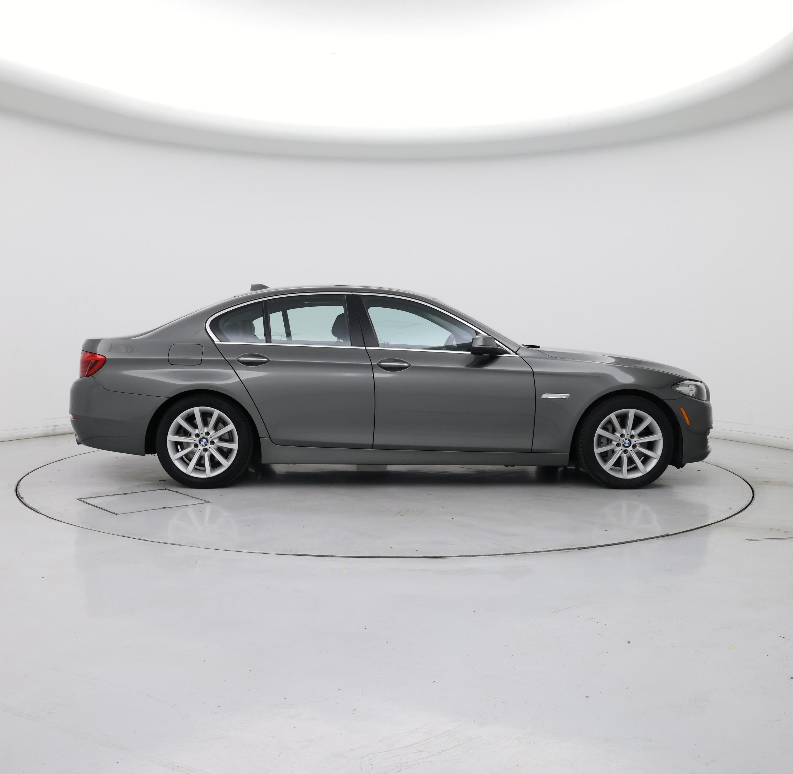 Thumbnail: 2014 BMW 5 Series - 7