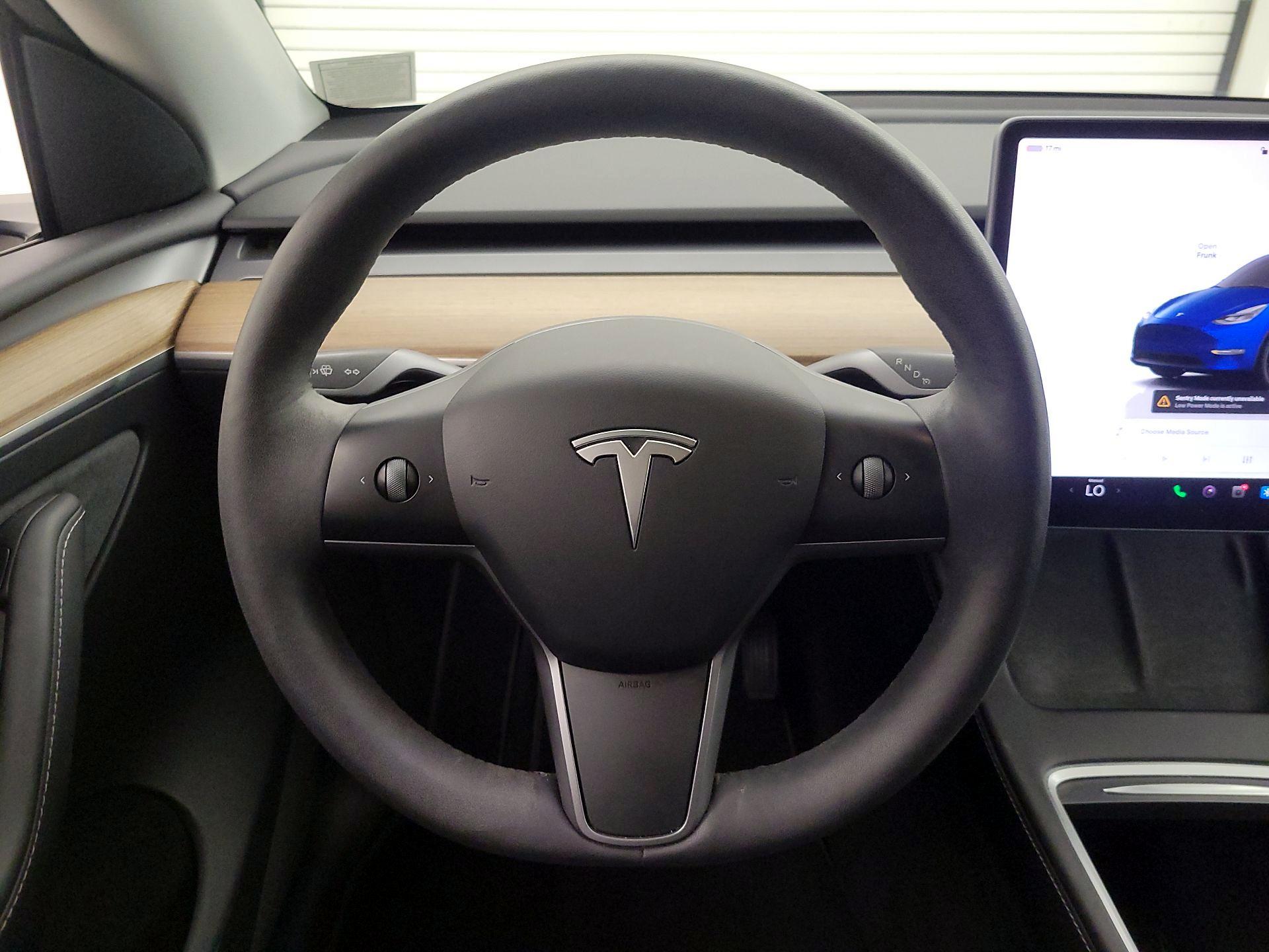 Thumbnail: 2022 Tesla Model Y - 10