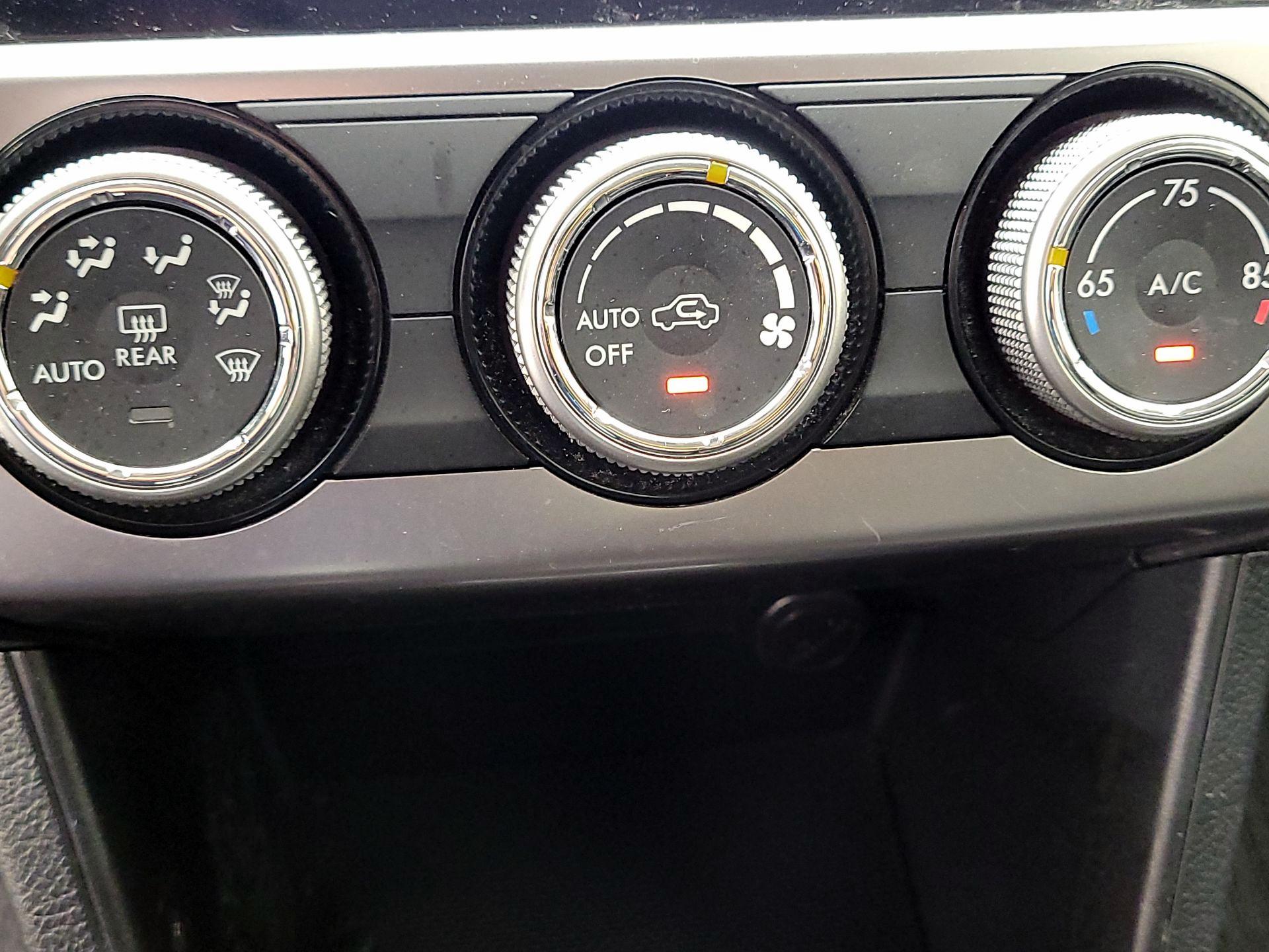 Thumbnail: 2016 Subaru XV Crosstrek - 17