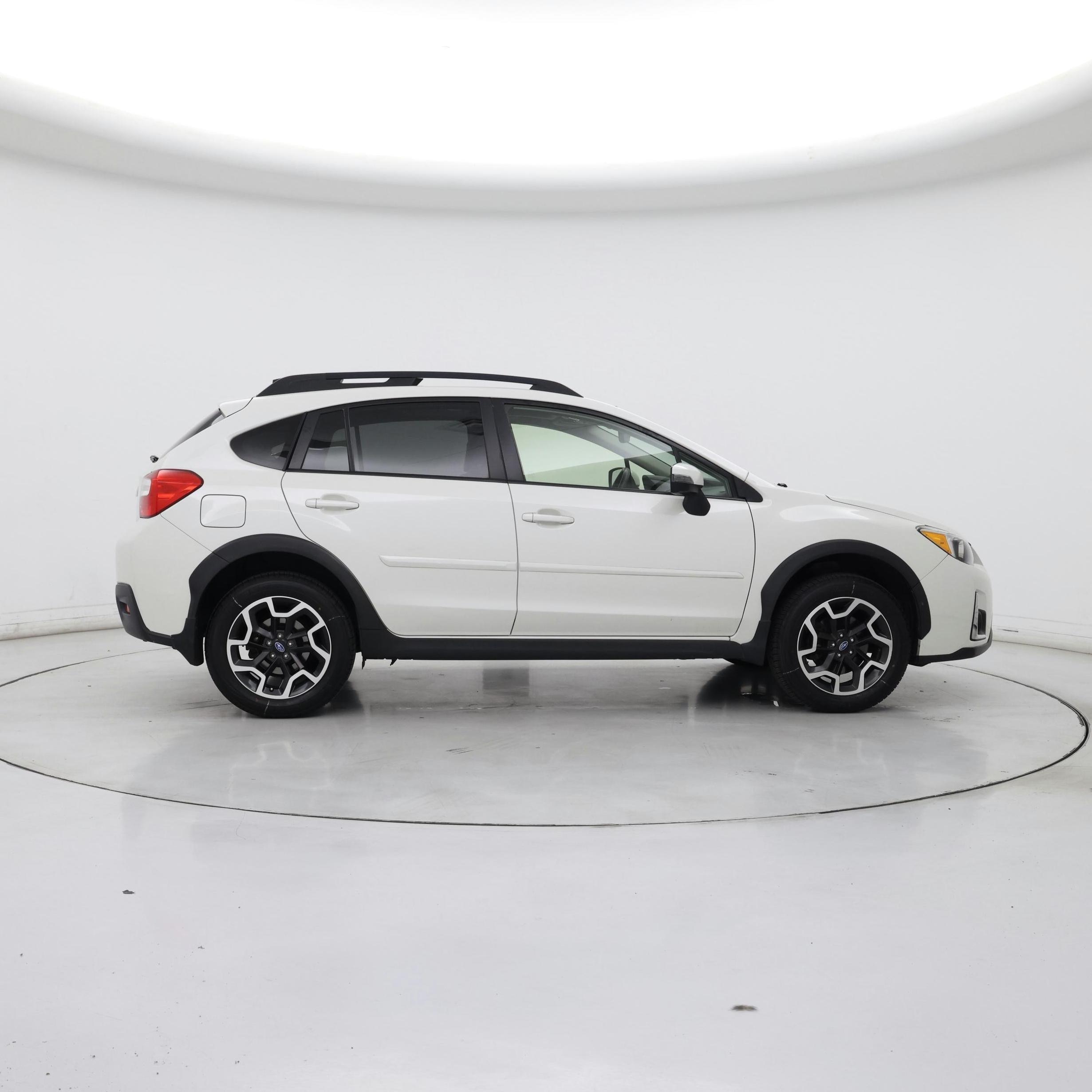 Thumbnail: 2016 Subaru XV Crosstrek - 7