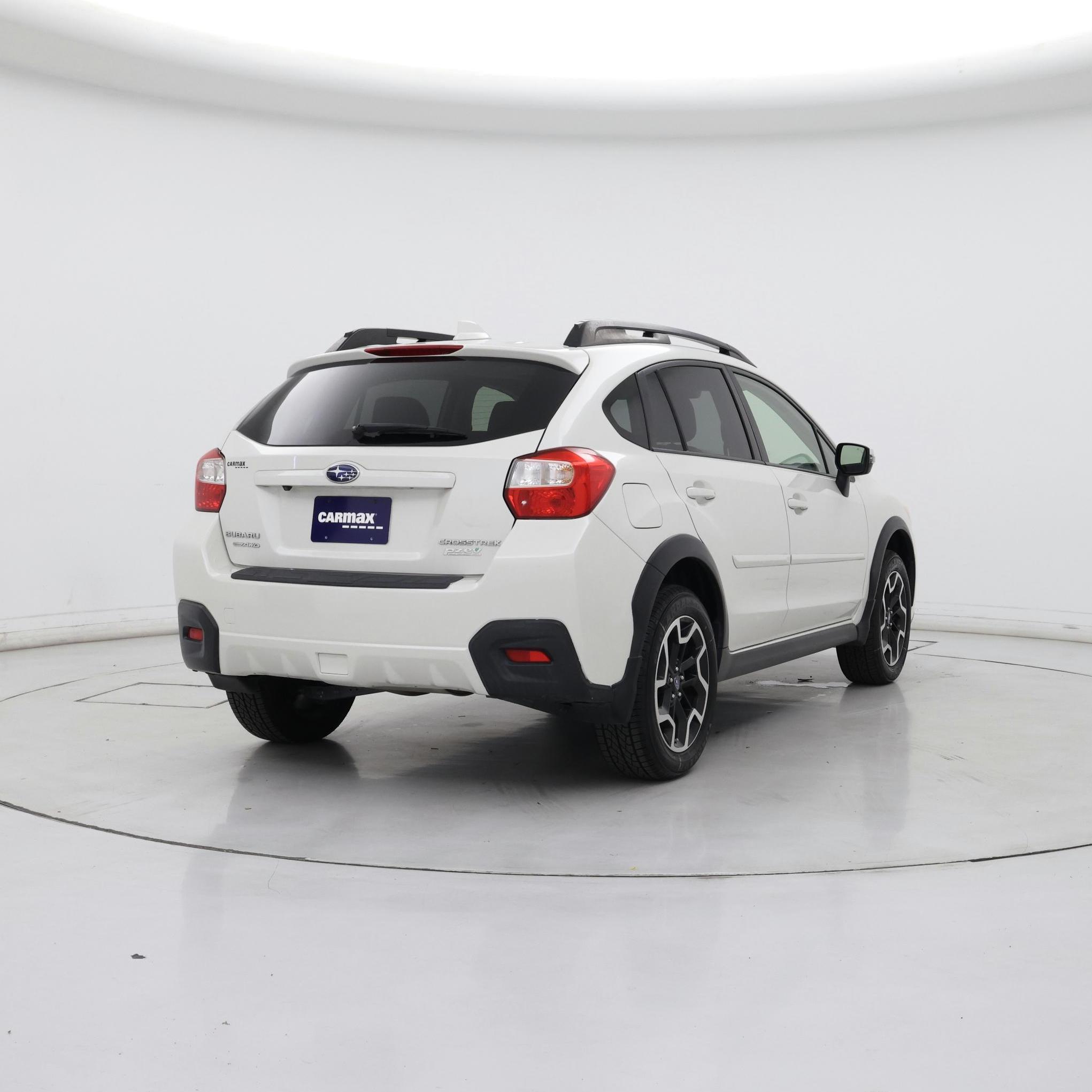 Thumbnail: 2016 Subaru XV Crosstrek - 8