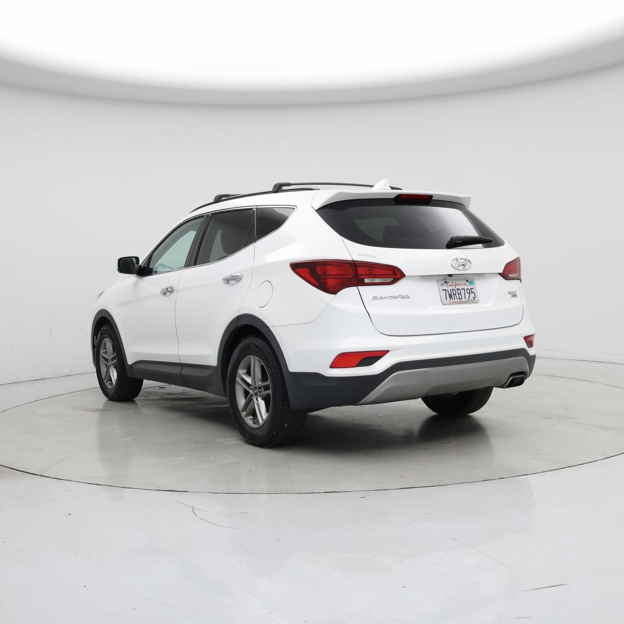 Thumbnail: 2017 Hyundai Santa Fe - 2