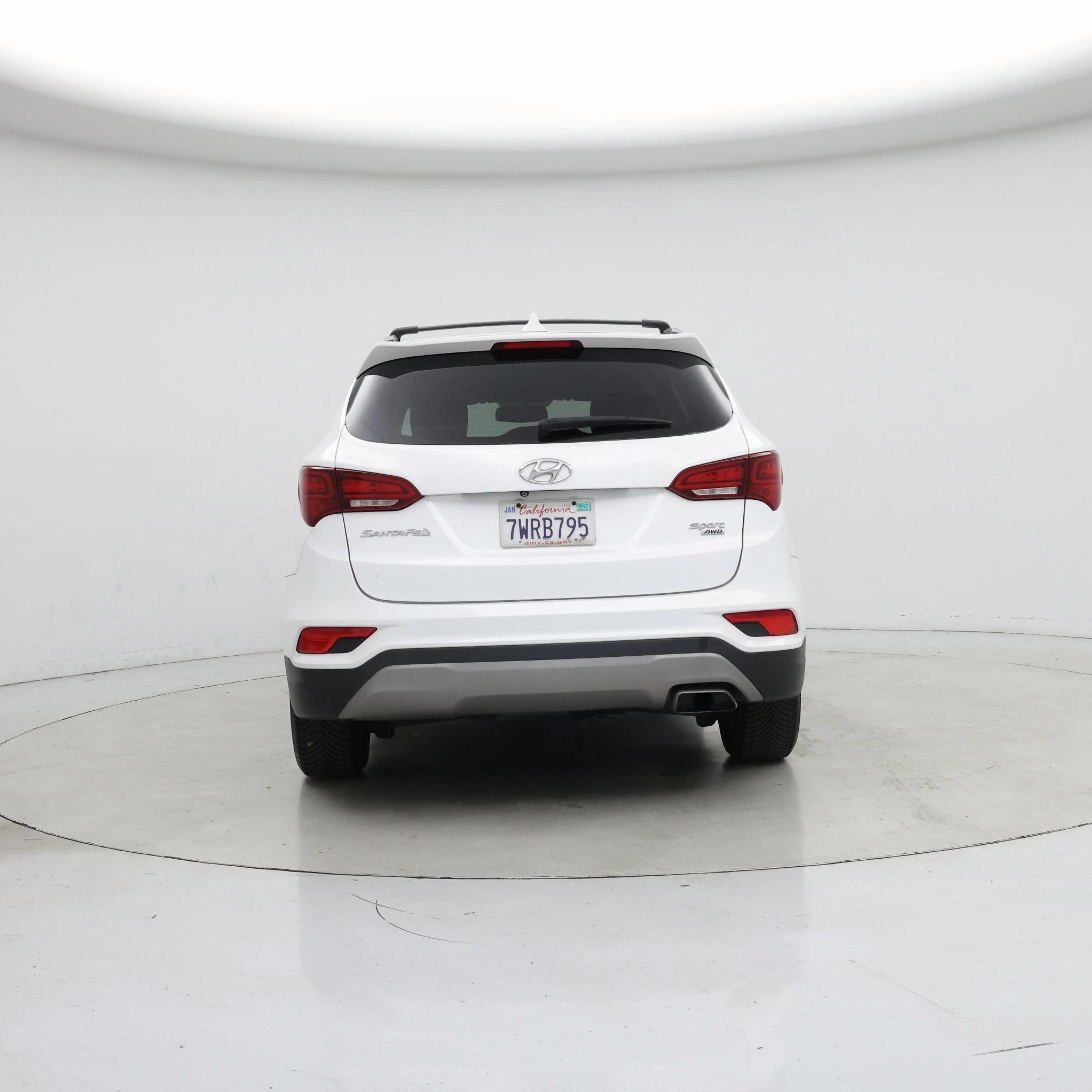 Thumbnail: 2017 Hyundai Santa Fe - 6