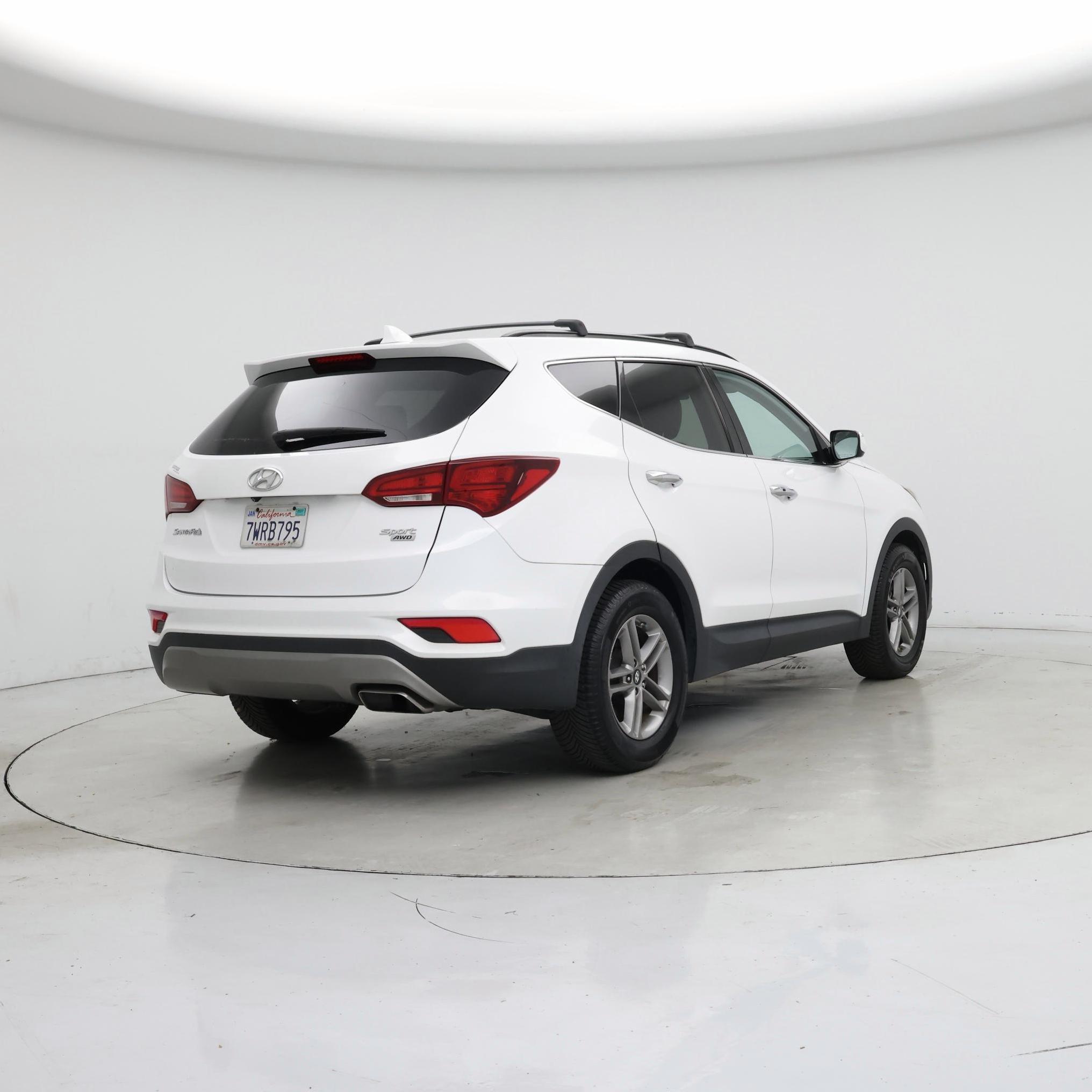 Thumbnail: 2017 Hyundai Santa Fe - 8