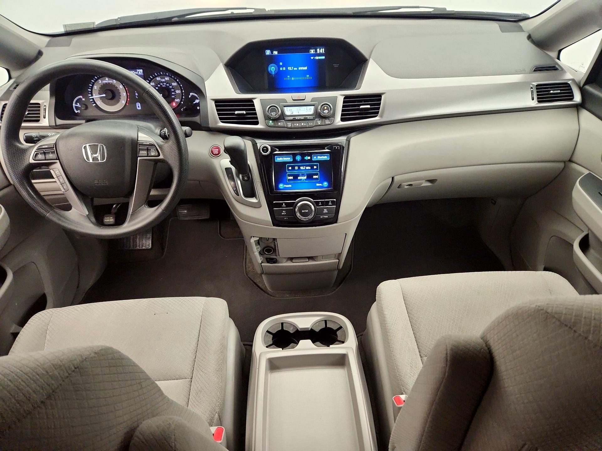 Thumbnail: 2015 Honda Odyssey - 9