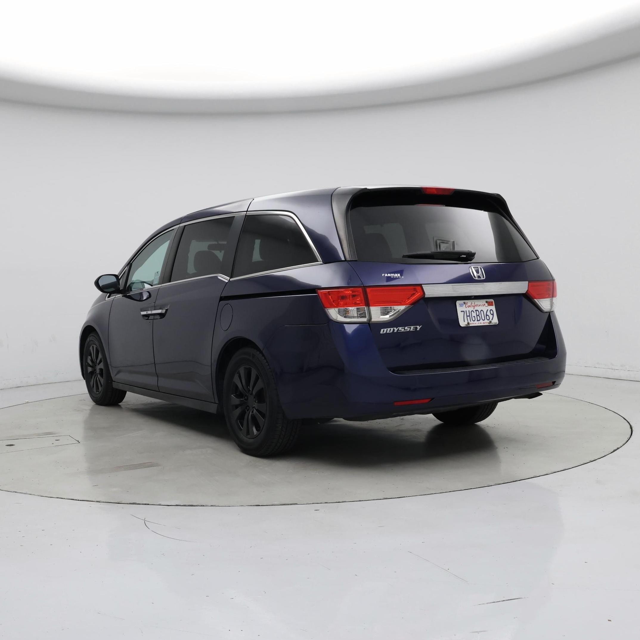 Thumbnail: 2015 Honda Odyssey - 2