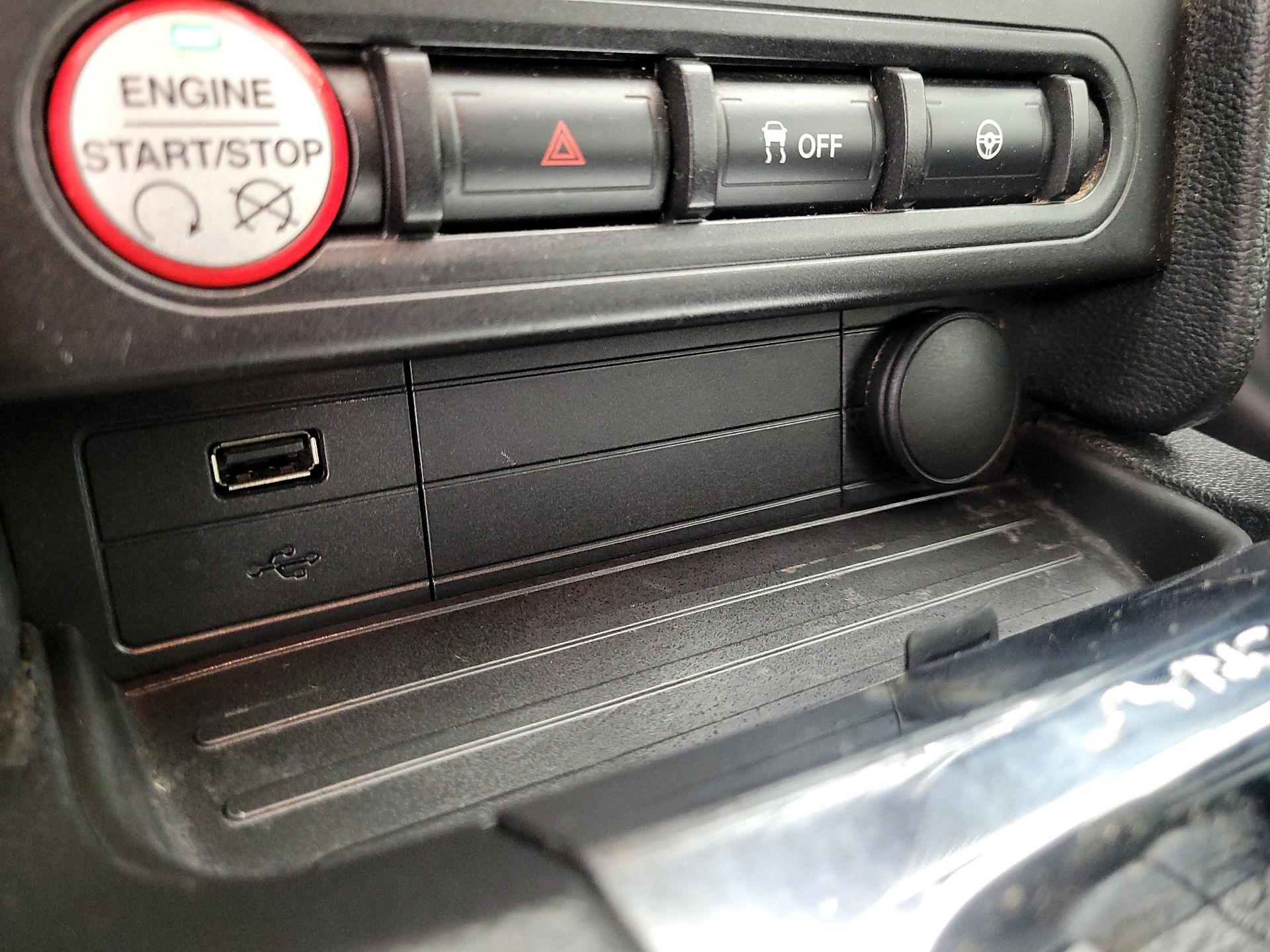 Thumbnail: 2017 Ford Mustang - 18