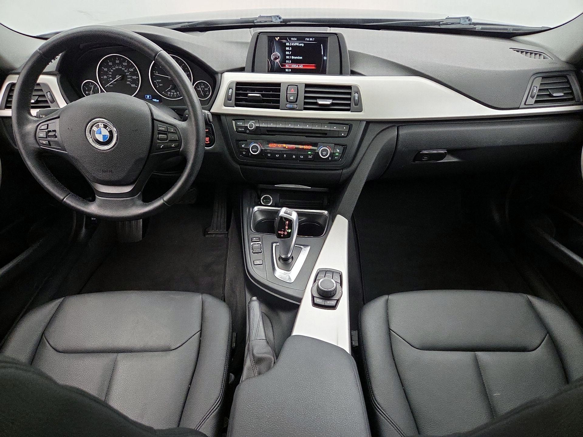Thumbnail: 2015 BMW 3 Series - 9