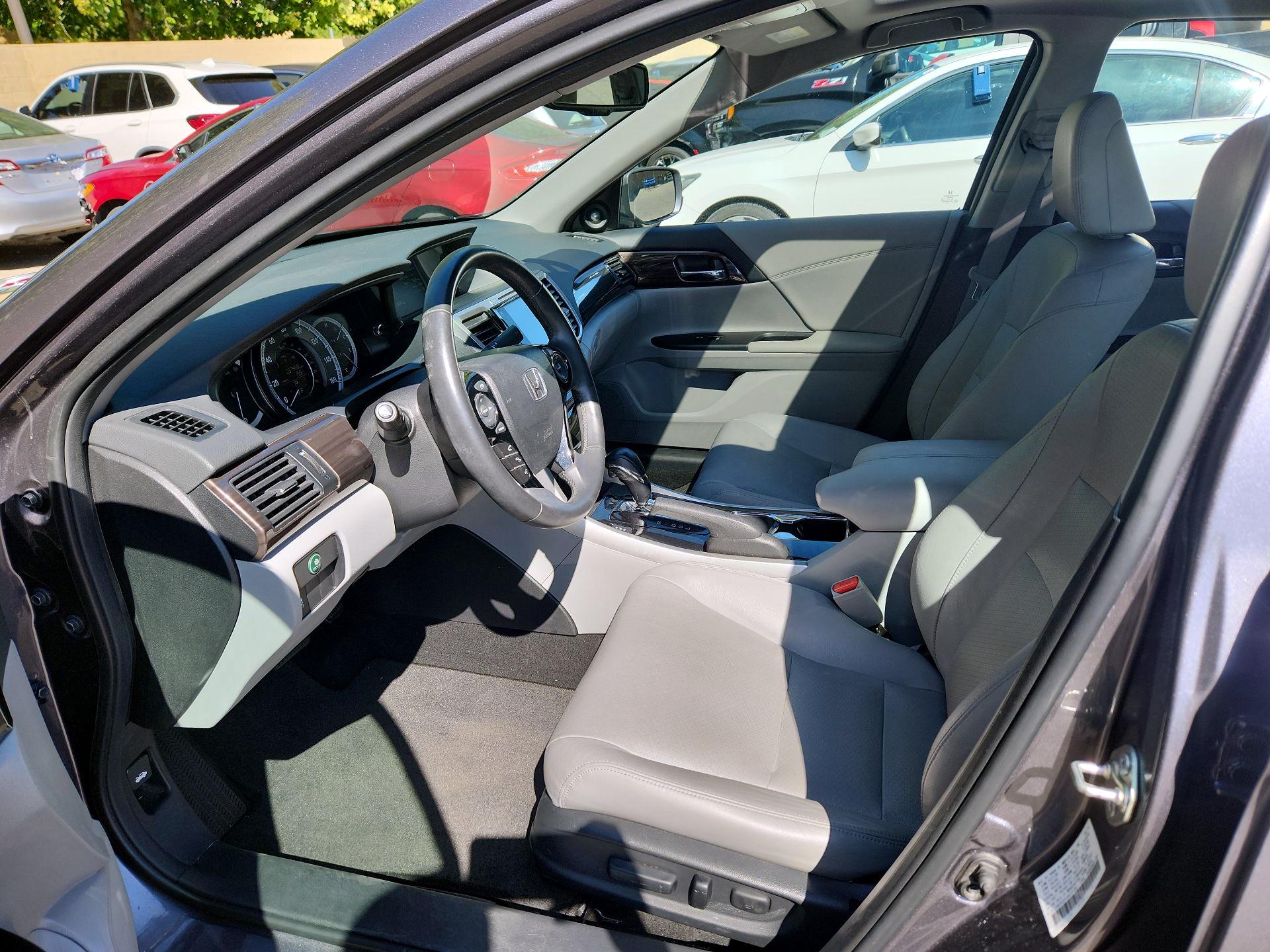 Thumbnail: 2016 Honda Accord - 9