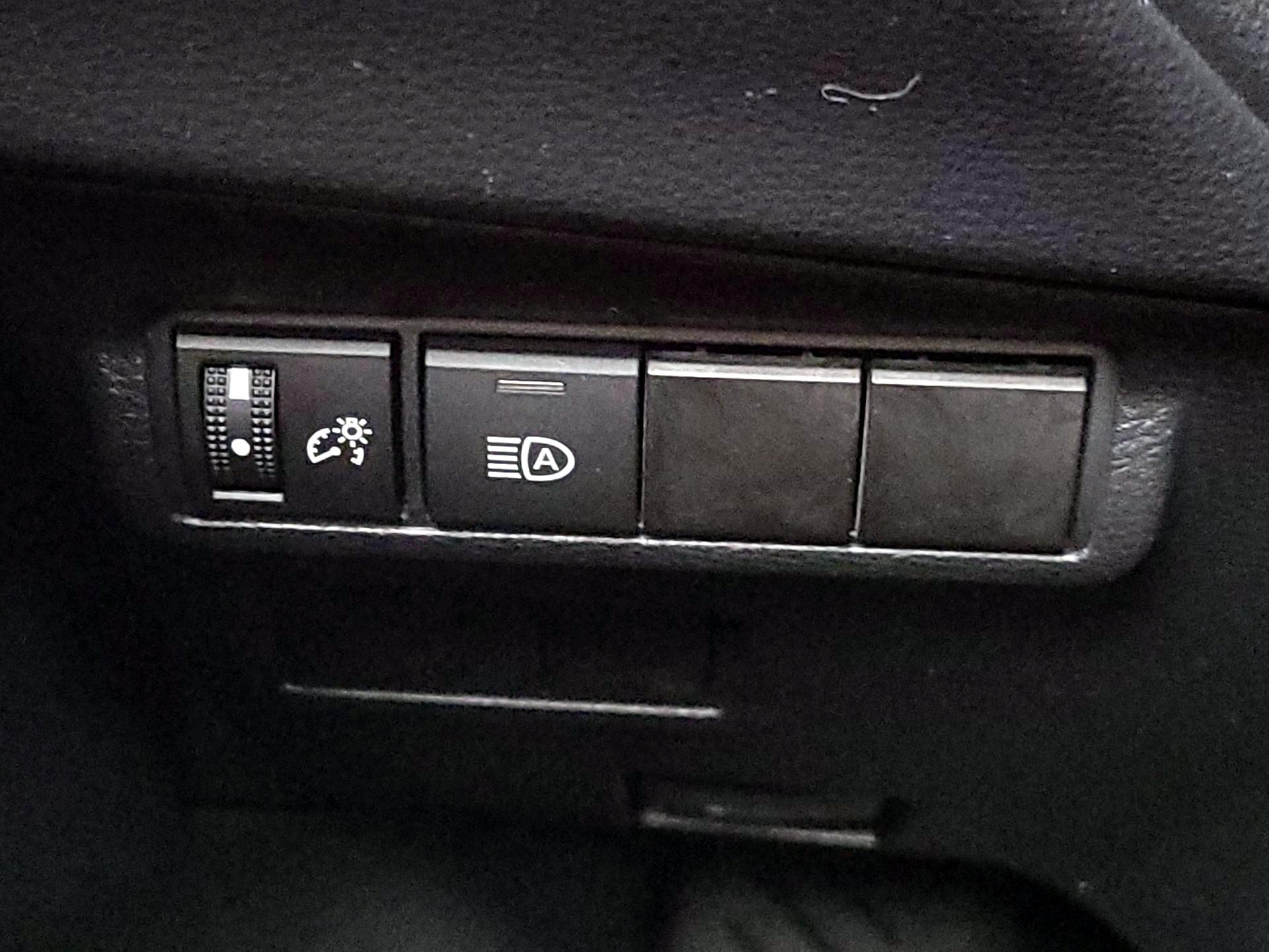 Thumbnail: 2024 Toyota Corolla Cross - 13