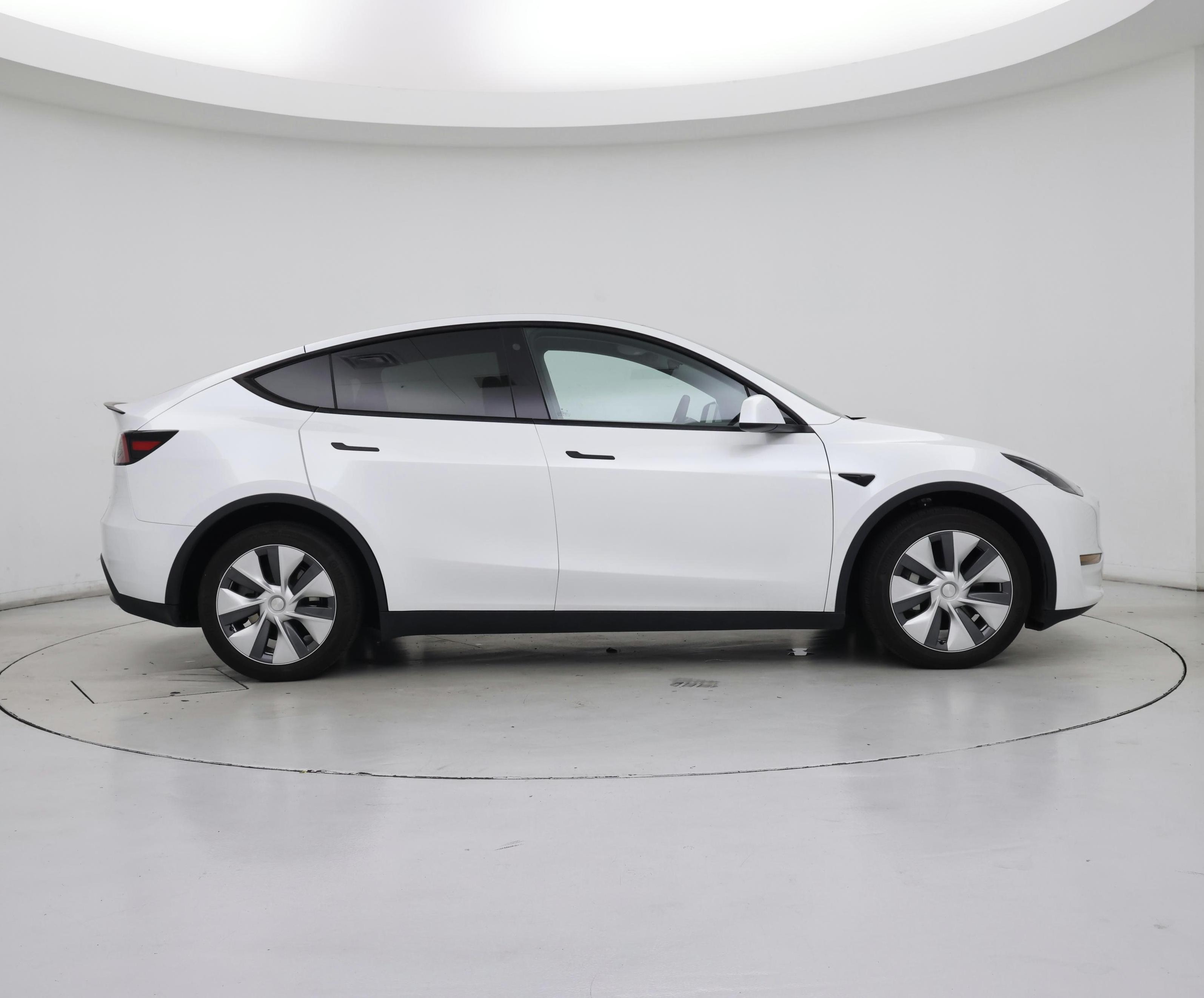 Thumbnail: 2023 Tesla Model Y - 7