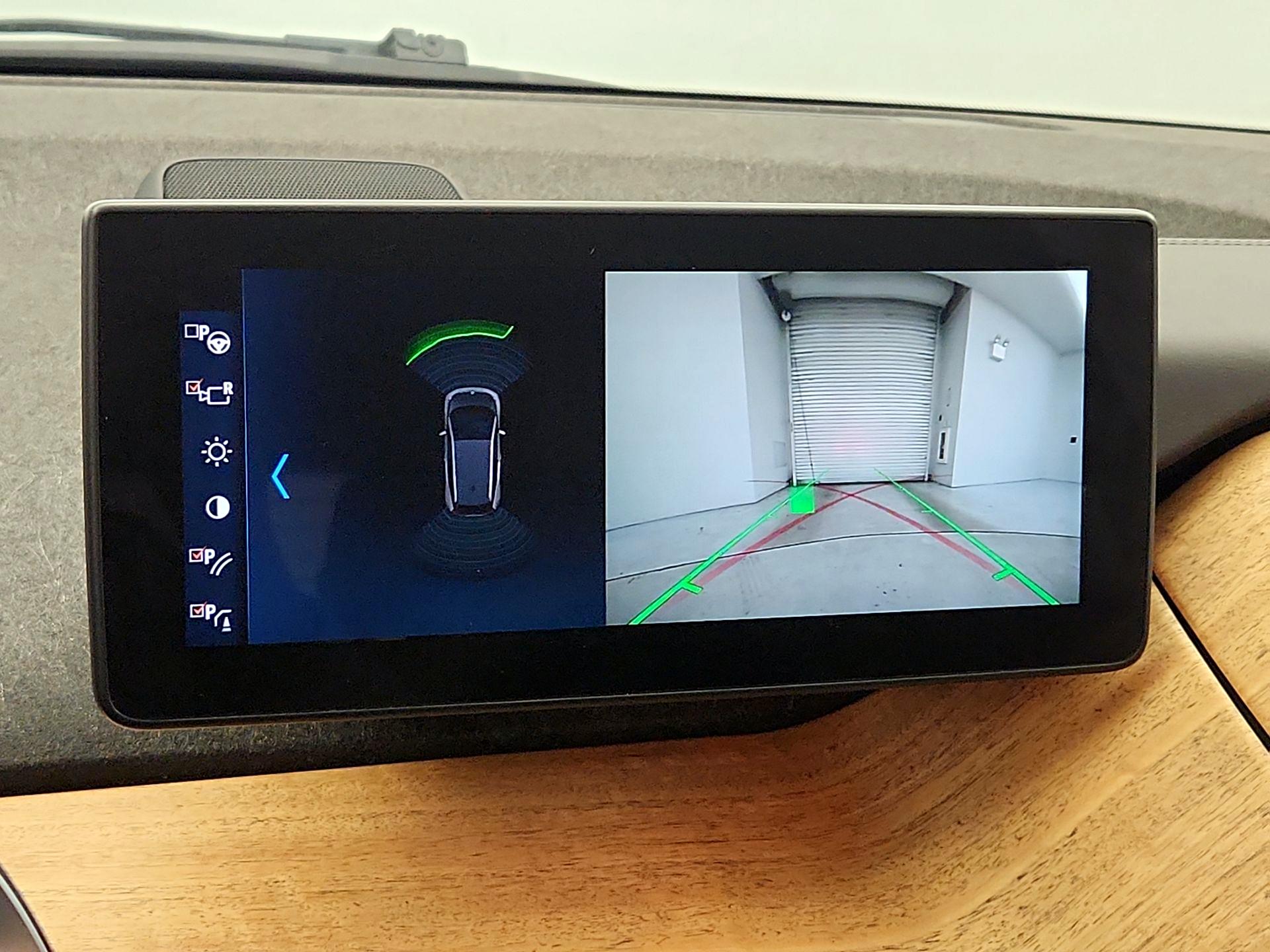 Thumbnail: 2018 BMW i3 - 13