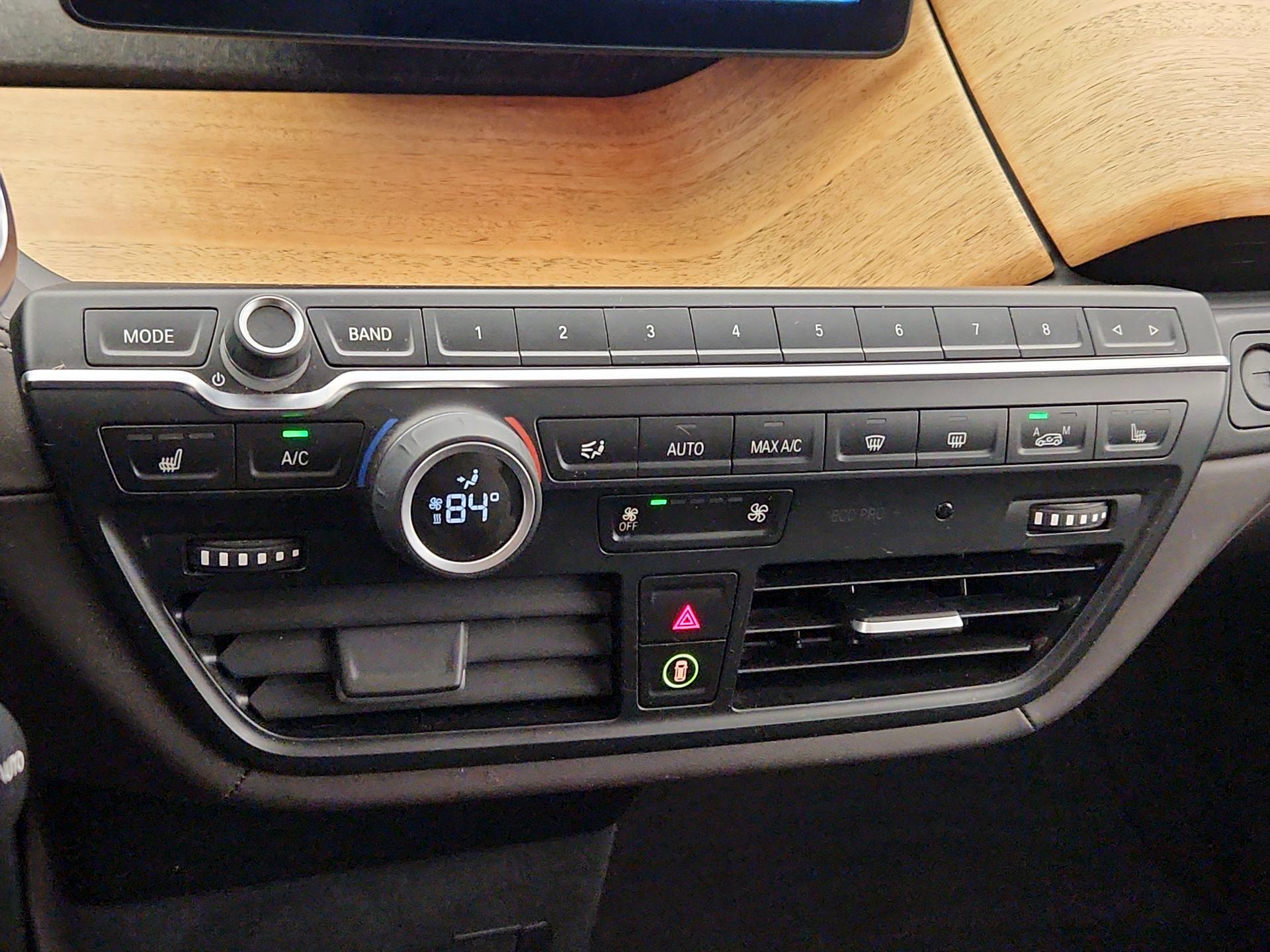 Thumbnail: 2018 BMW i3 - 15