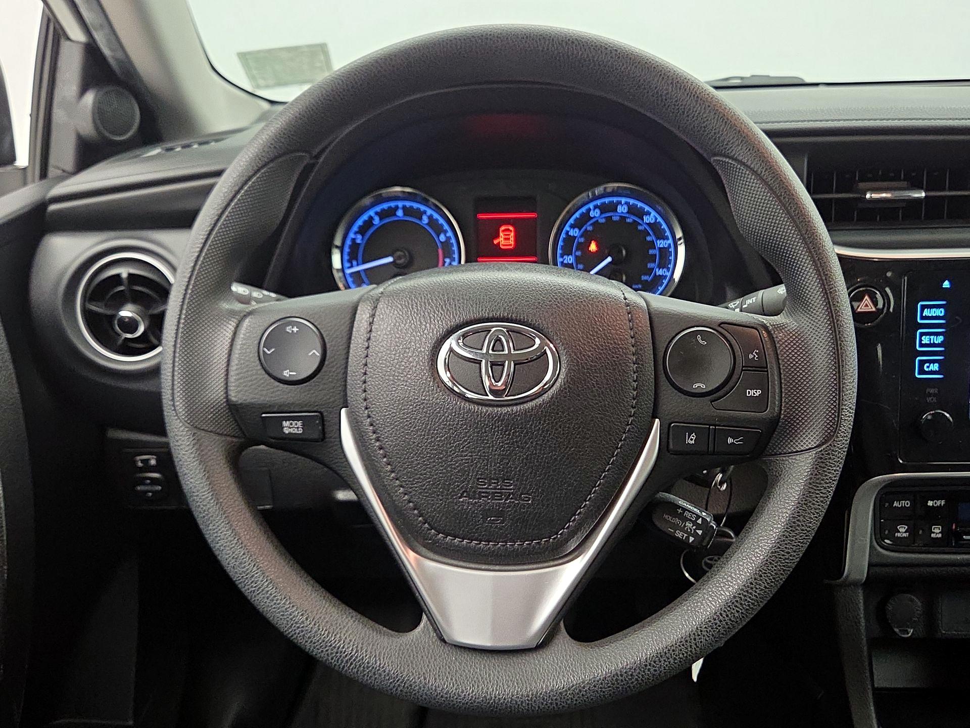 Thumbnail: 2019 Toyota Corolla - 10