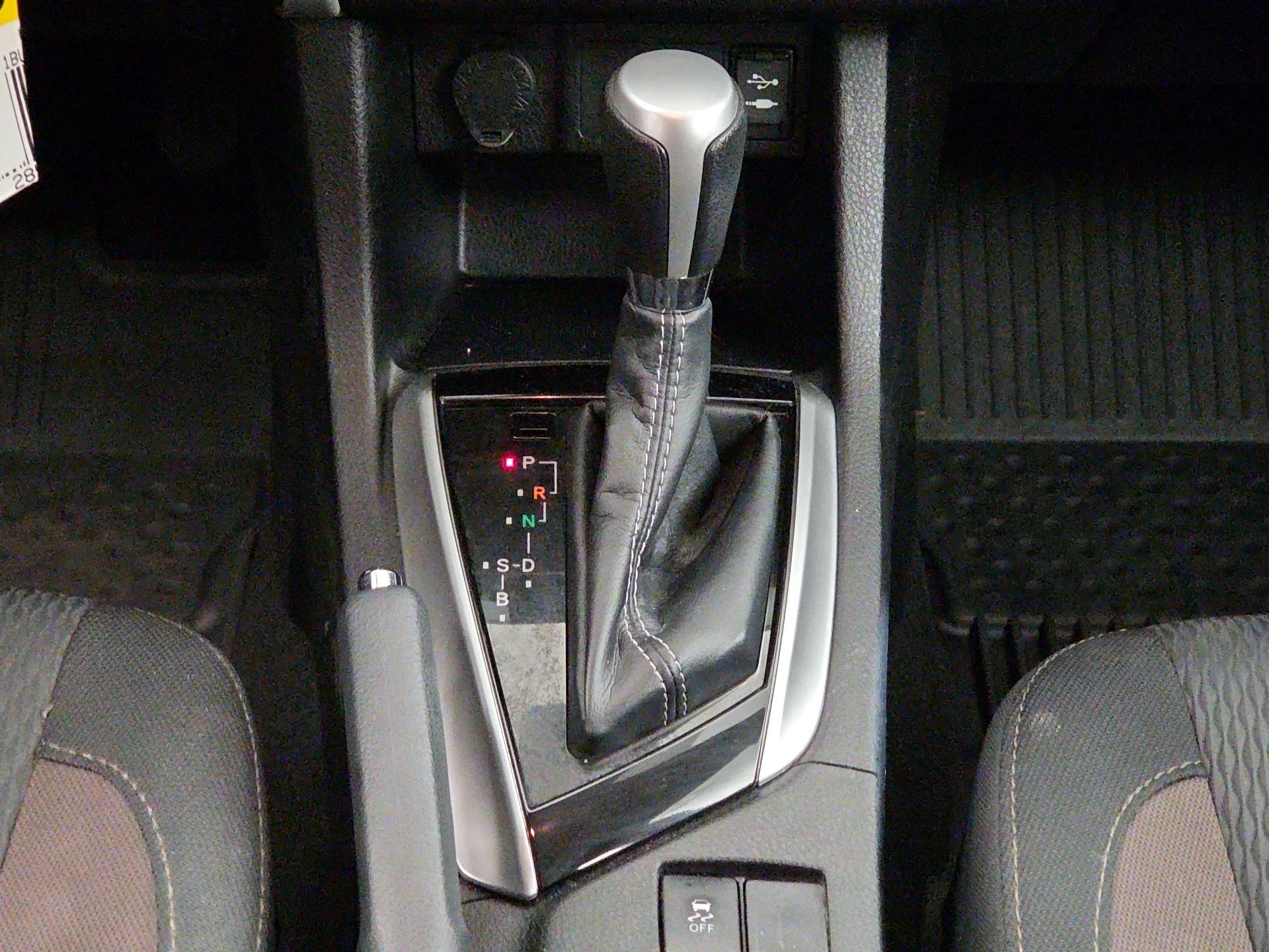 Thumbnail: 2019 Toyota Corolla - 17