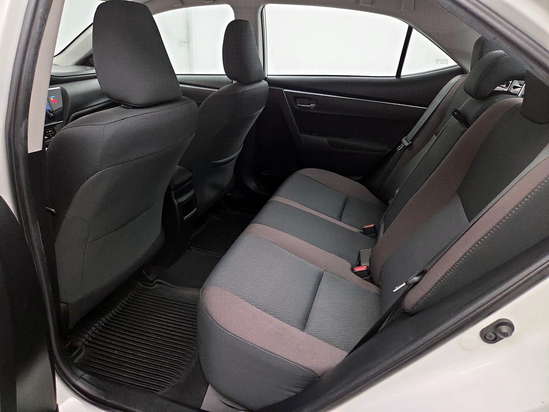 Thumbnail: 2019 Toyota Corolla - 19