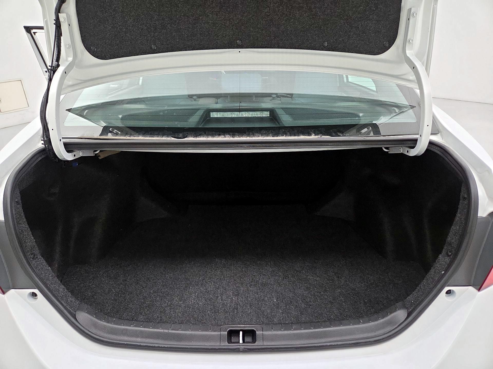 Thumbnail: 2019 Toyota Corolla - 20