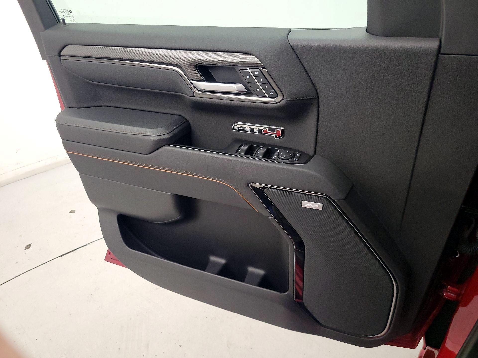 Thumbnail: 2025 GMC Sierra 1500 - 12