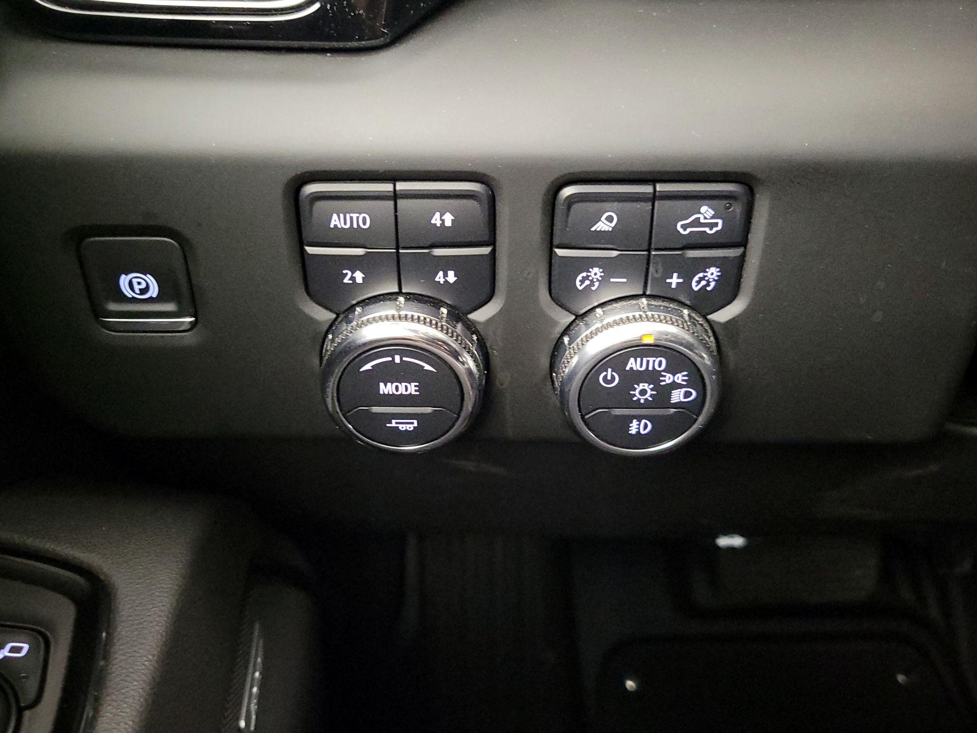 Thumbnail: 2025 GMC Sierra 1500 - 13